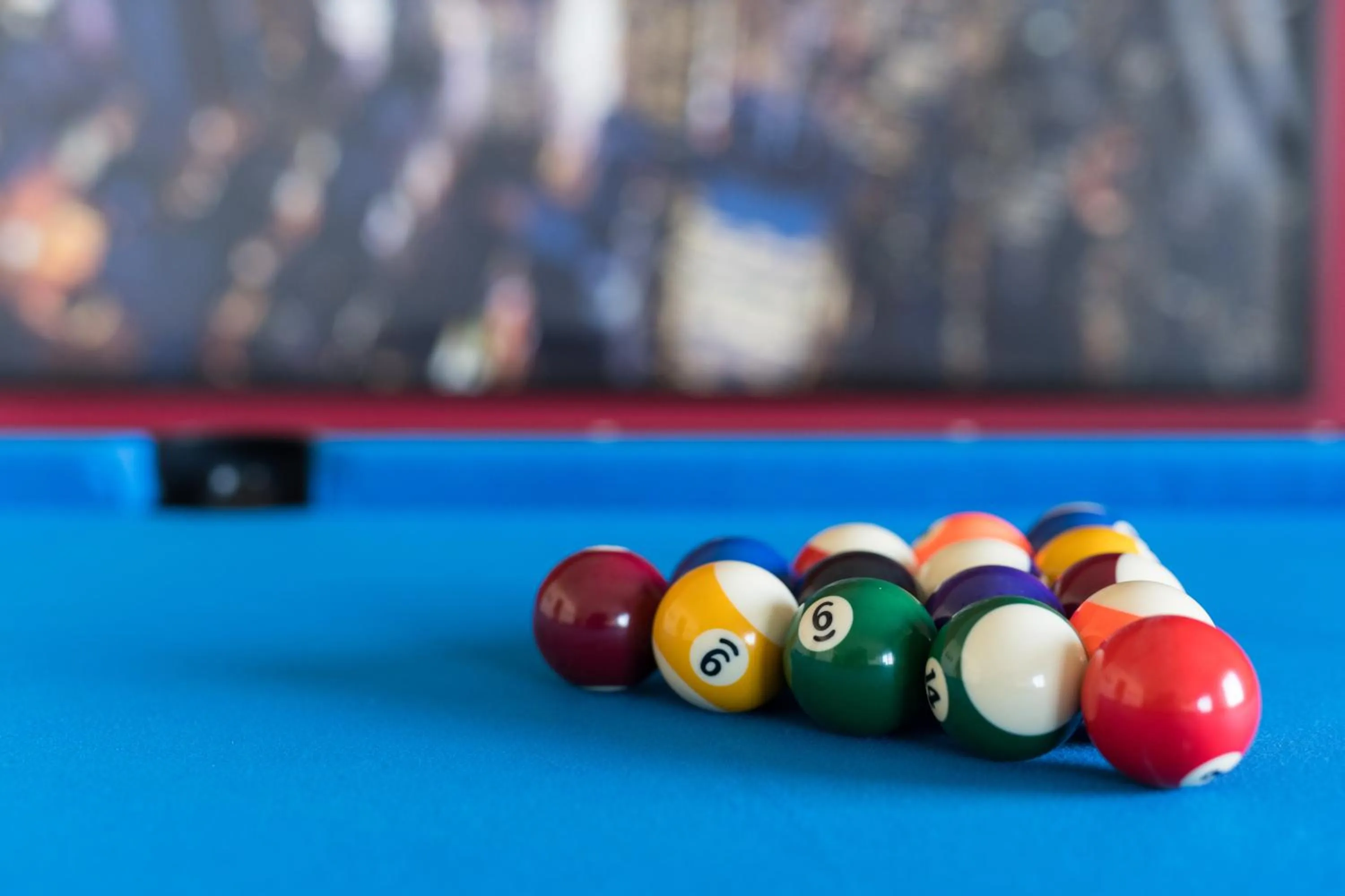 Billiard in Alexander Apartments Airport