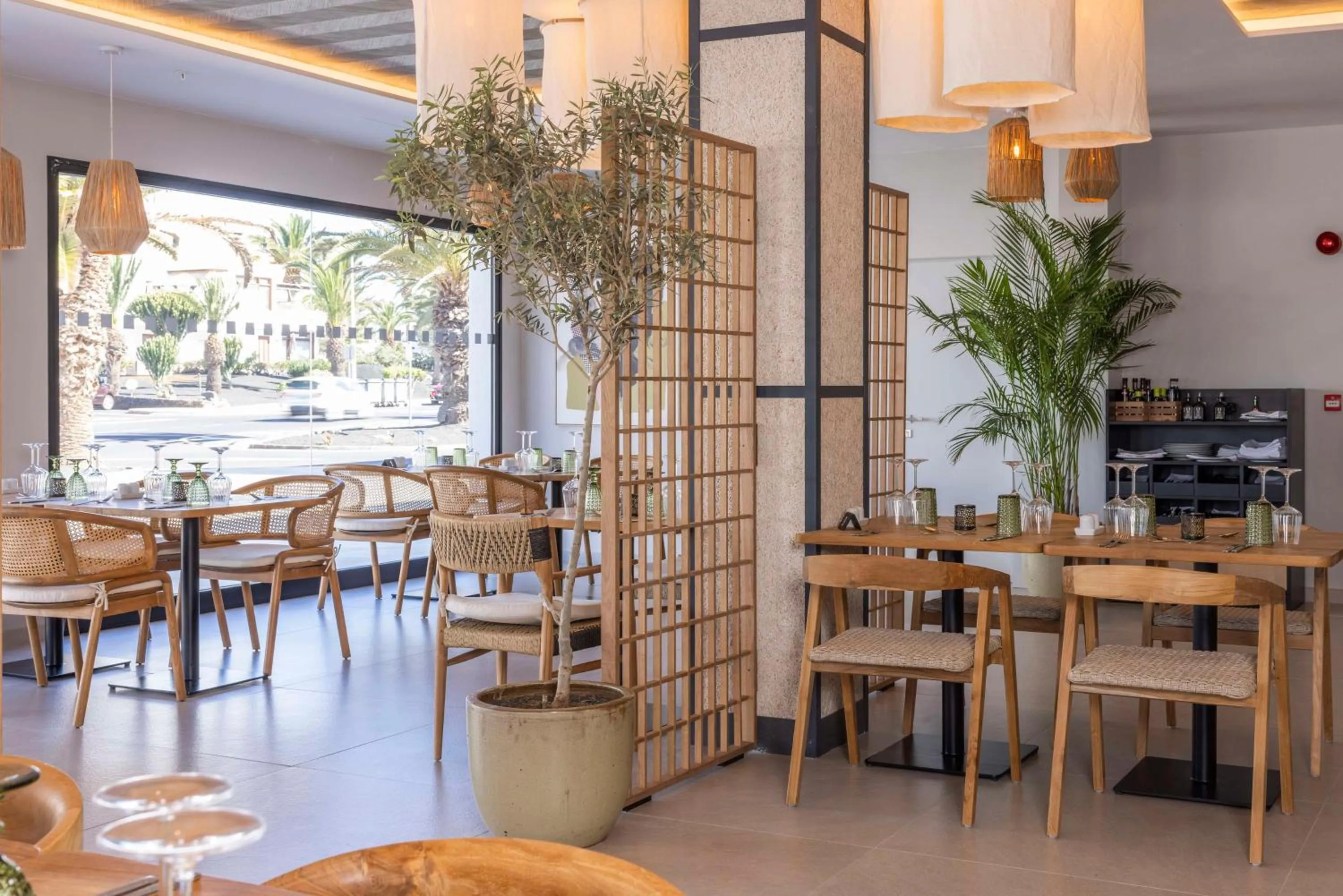 Restaurant/places to eat in Radisson Blu Resort, Lanzarote Adults Only