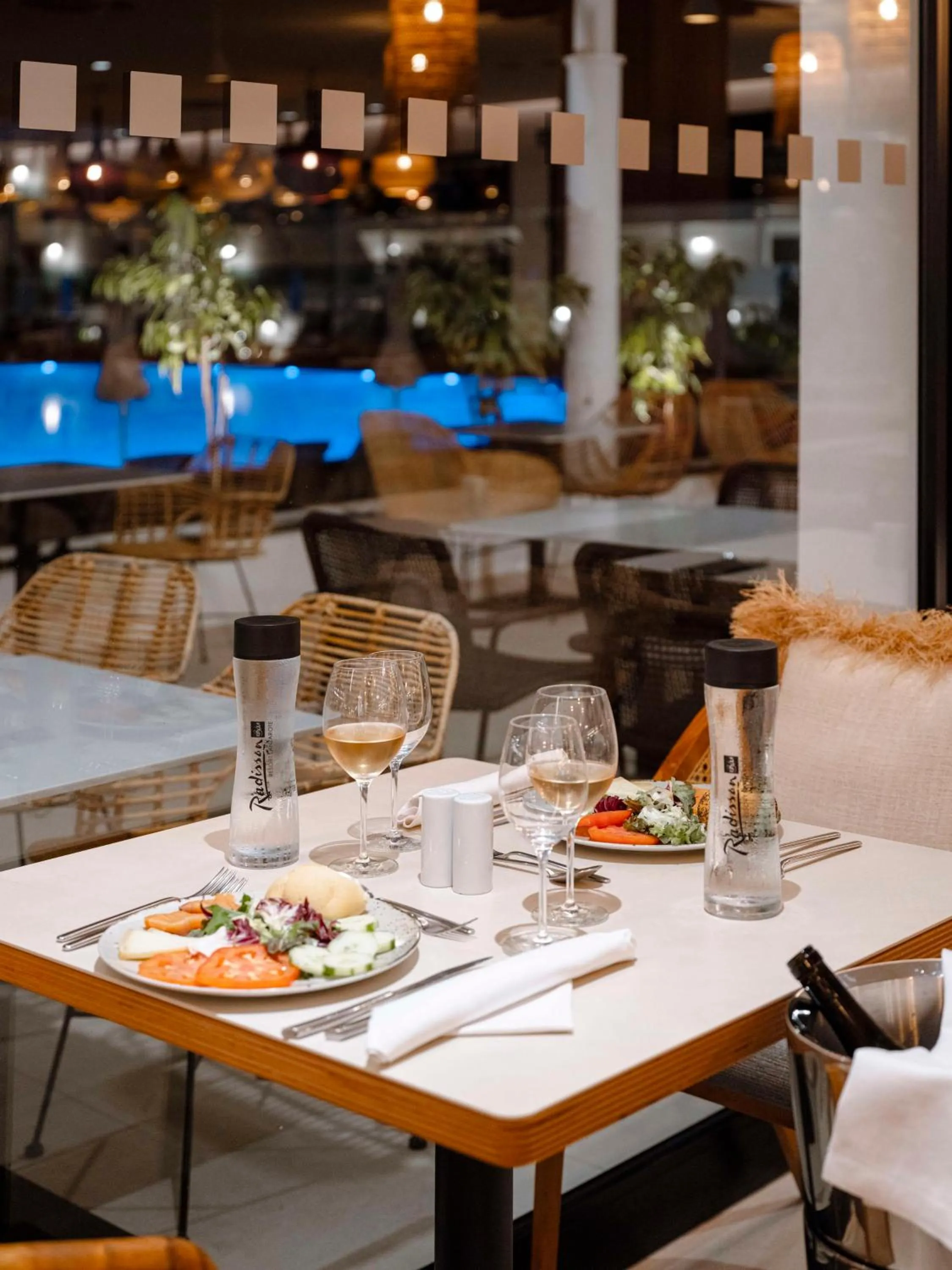 Food and drinks in Radisson Blu Resort, Lanzarote Adults Only