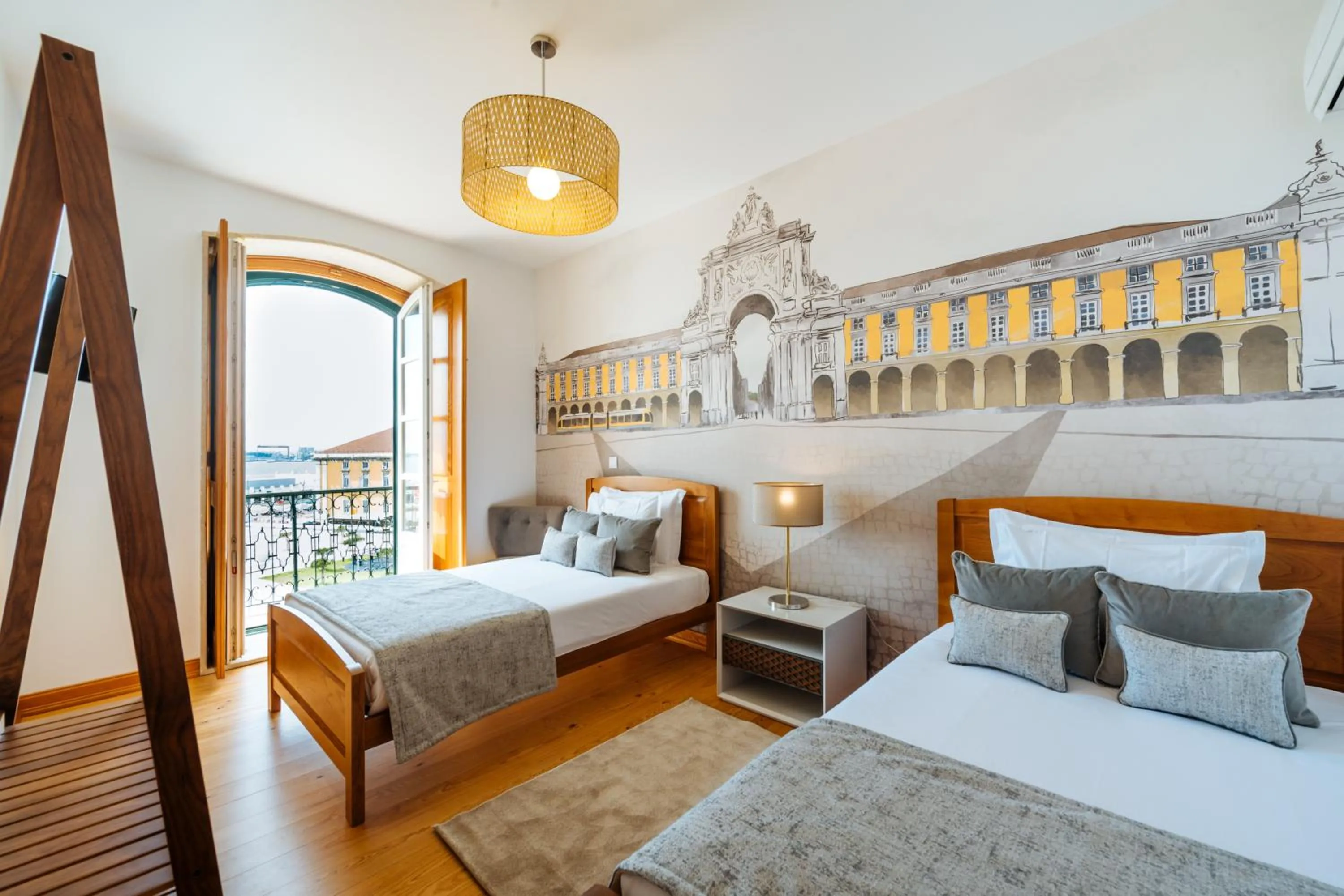 View (from property/room), Bed in Varandas de Lisboa - Tejo River Apartments & Rooms