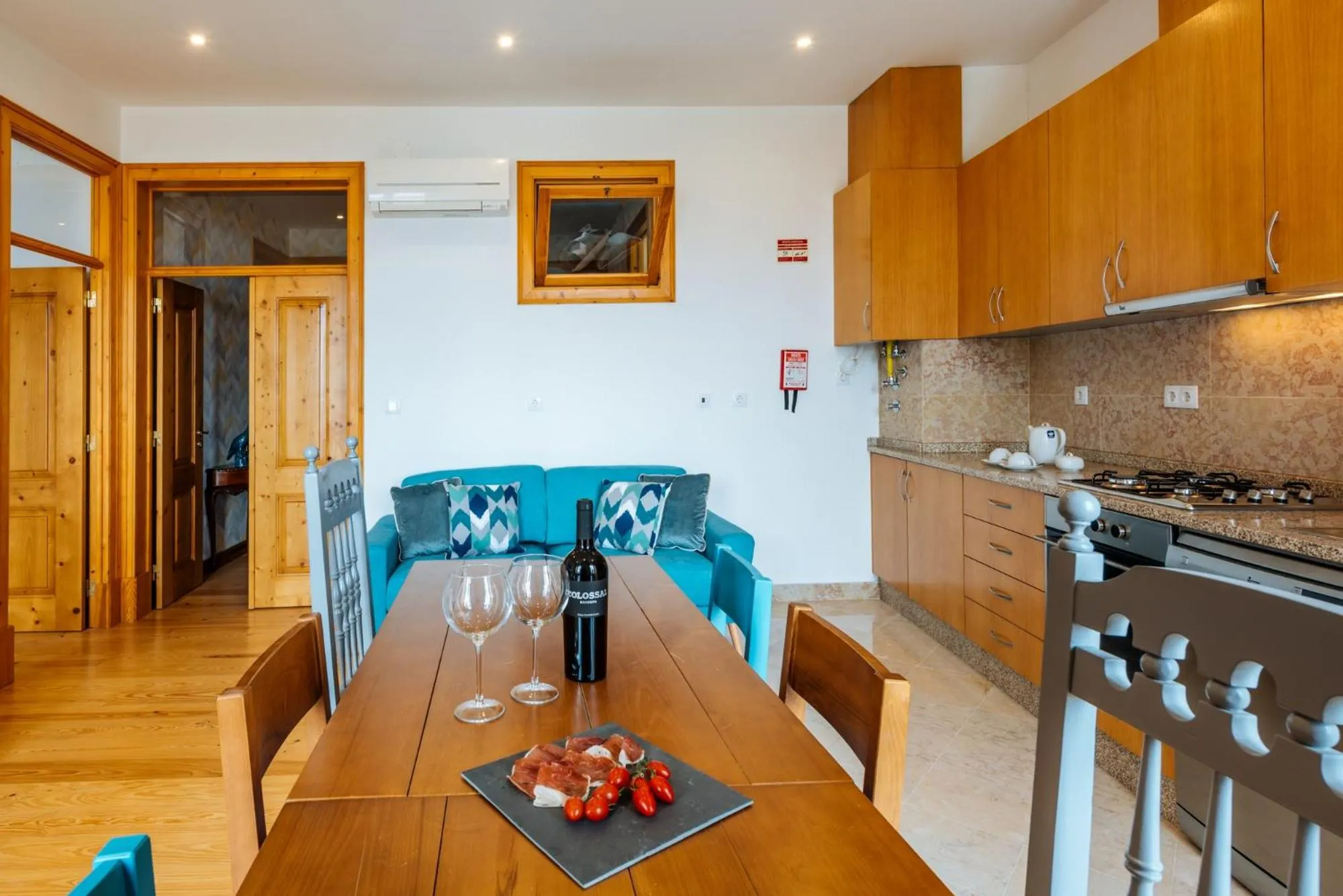 Kitchen or kitchenette in Varandas de Lisboa - Tejo River Apartments & Rooms