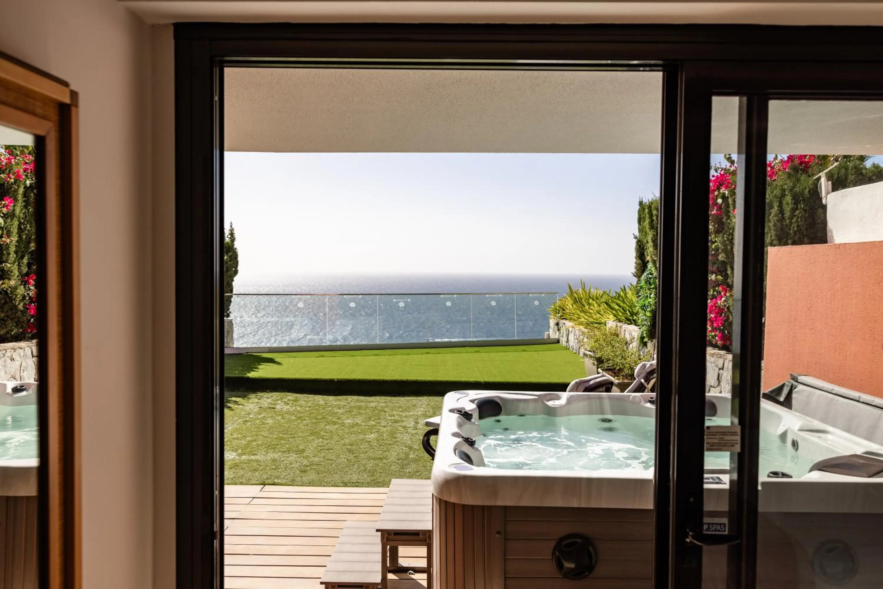 Patio in Serenity Amadores