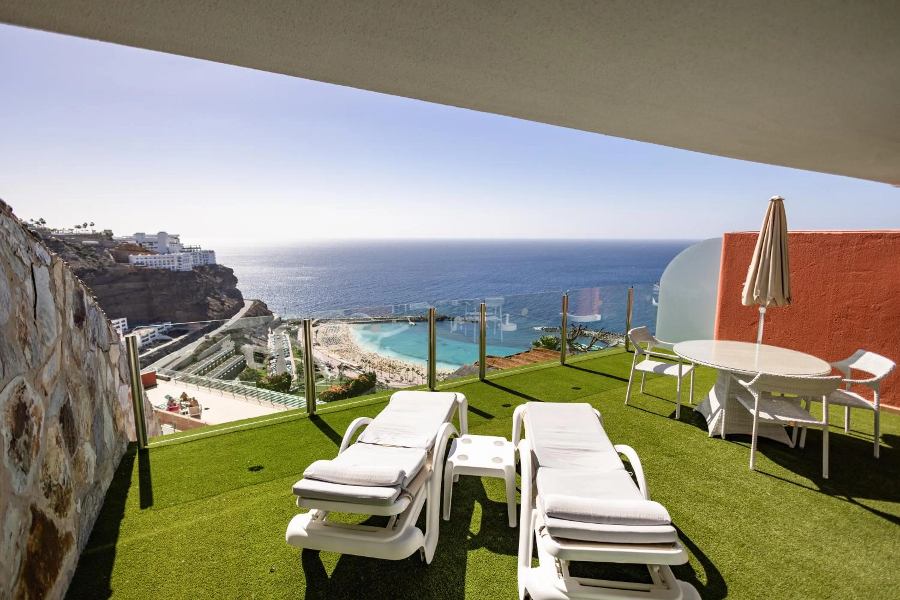 Patio in Serenity Amadores