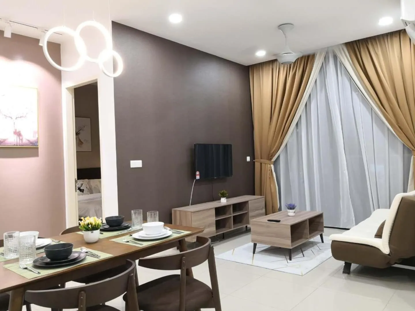 Living room in Legoland D'PRISTINE Apartment By TGP