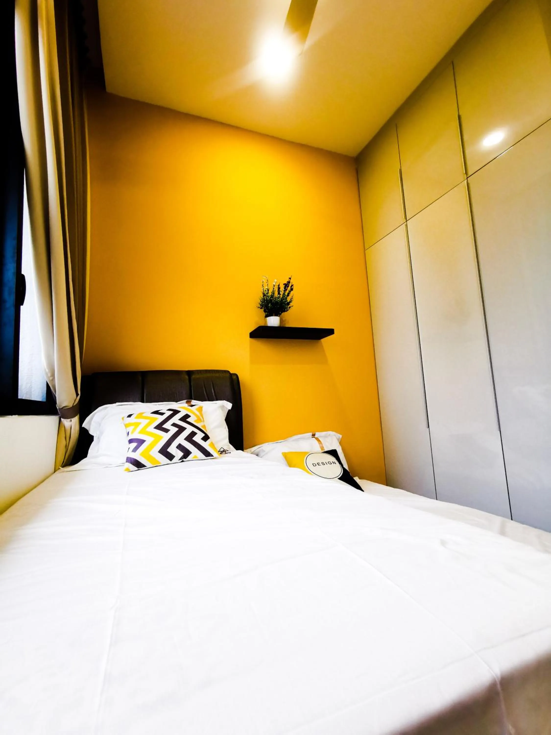 Photo of the whole room, Bed in Legoland D'PRISTINE Apartment By TGP