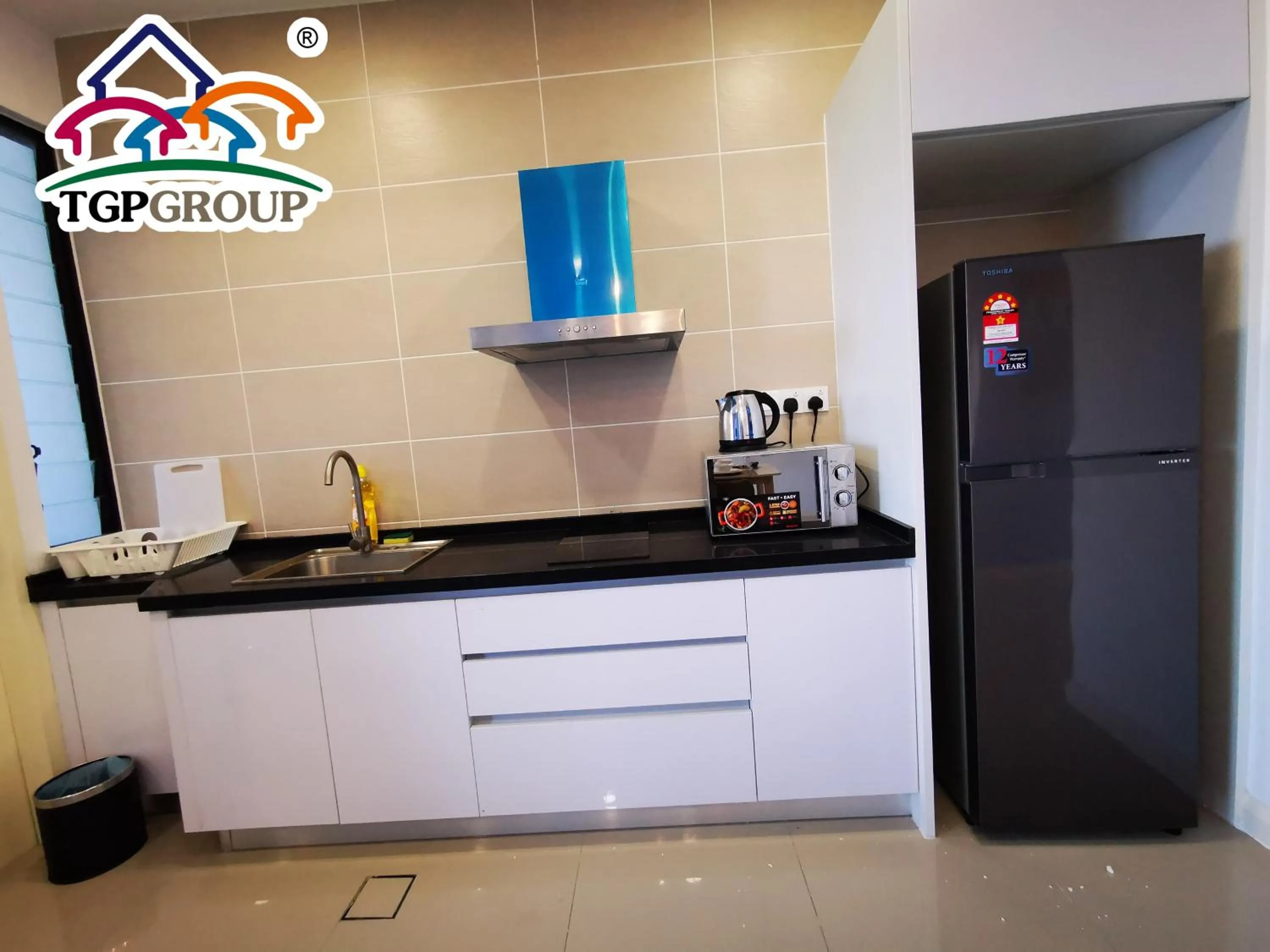 Kitchen or kitchenette in Legoland D'PRISTINE Apartment By TGP