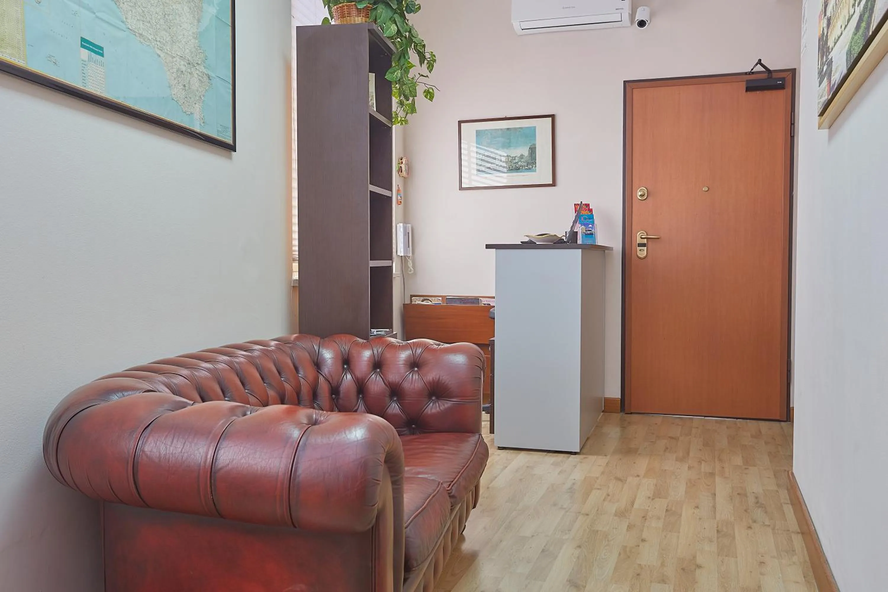 Lobby or reception in Sturzo 44