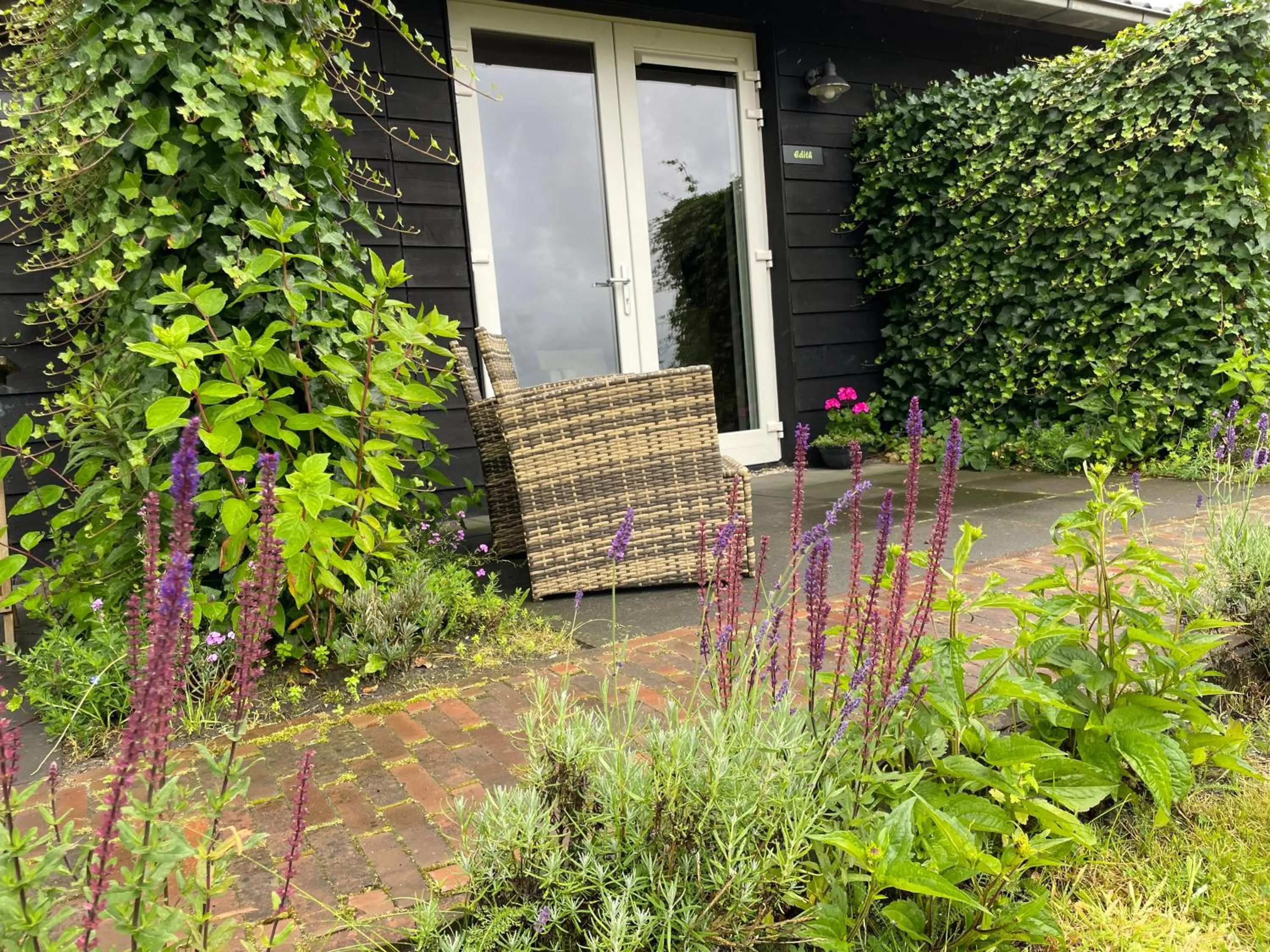 Garden in B&B De Donk