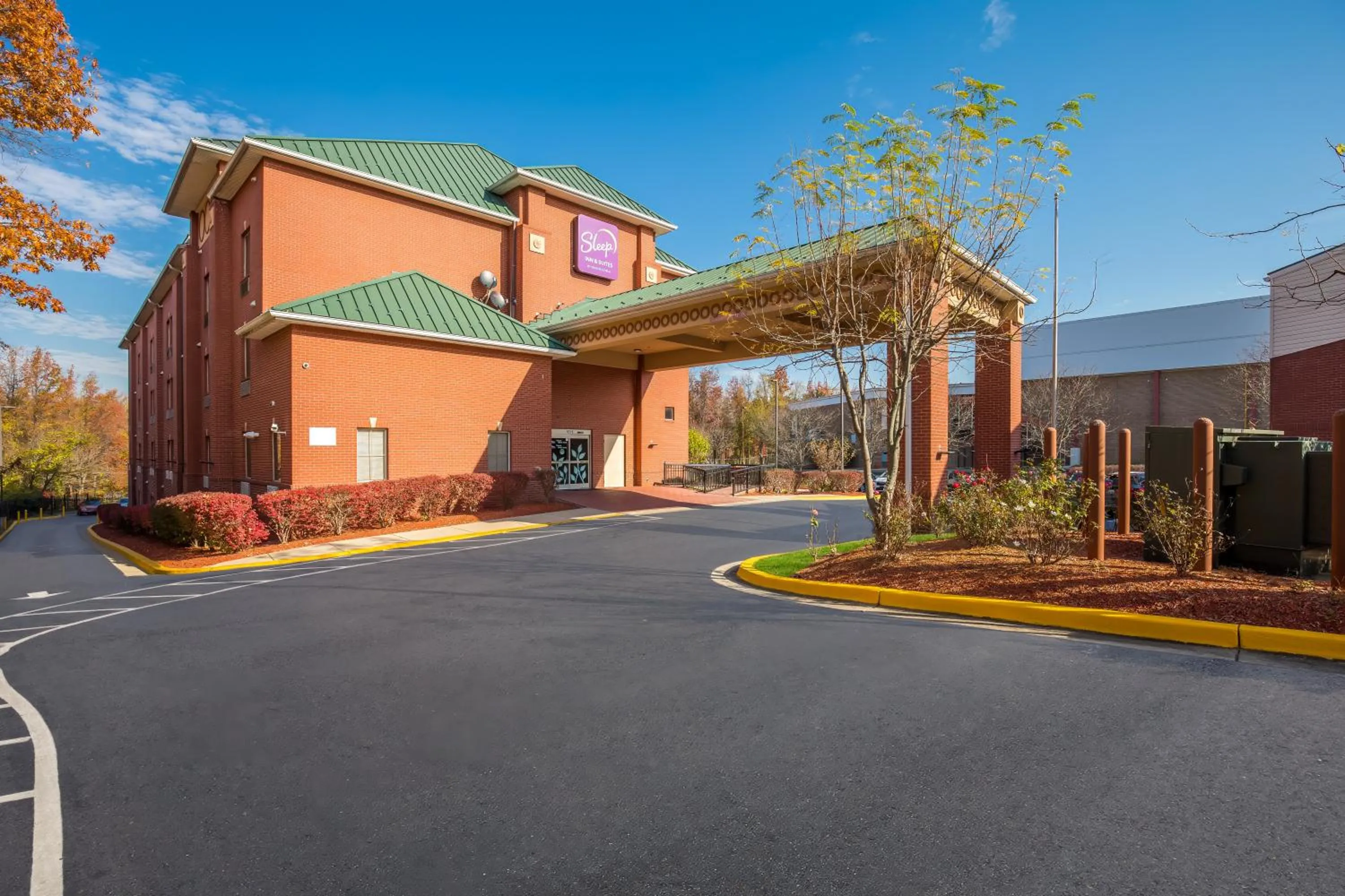 Property building in Sleep Inn & Suites near Joint Base Andrews-Washington Area