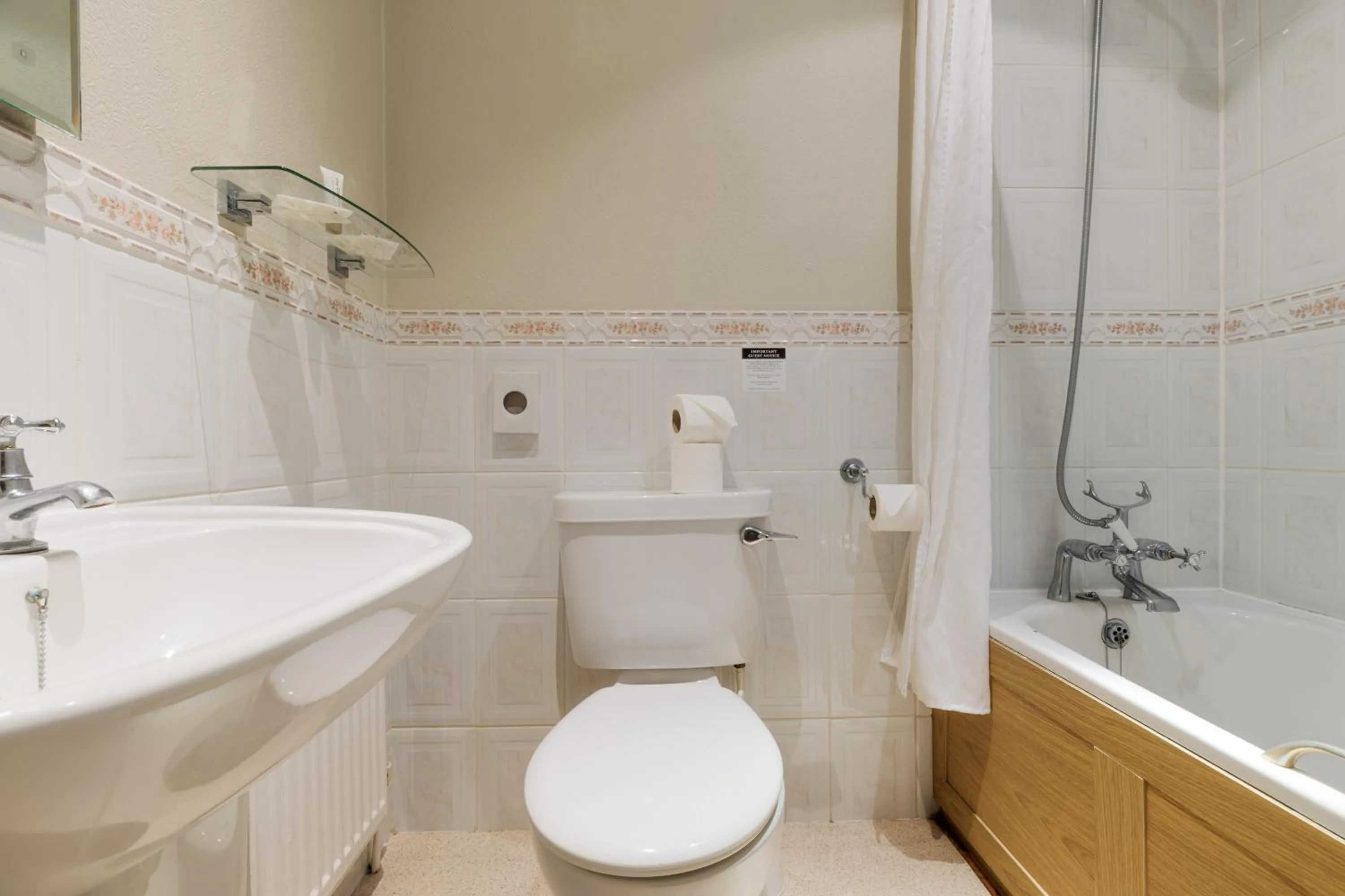 Property building in Blacksmiths Arms Inn