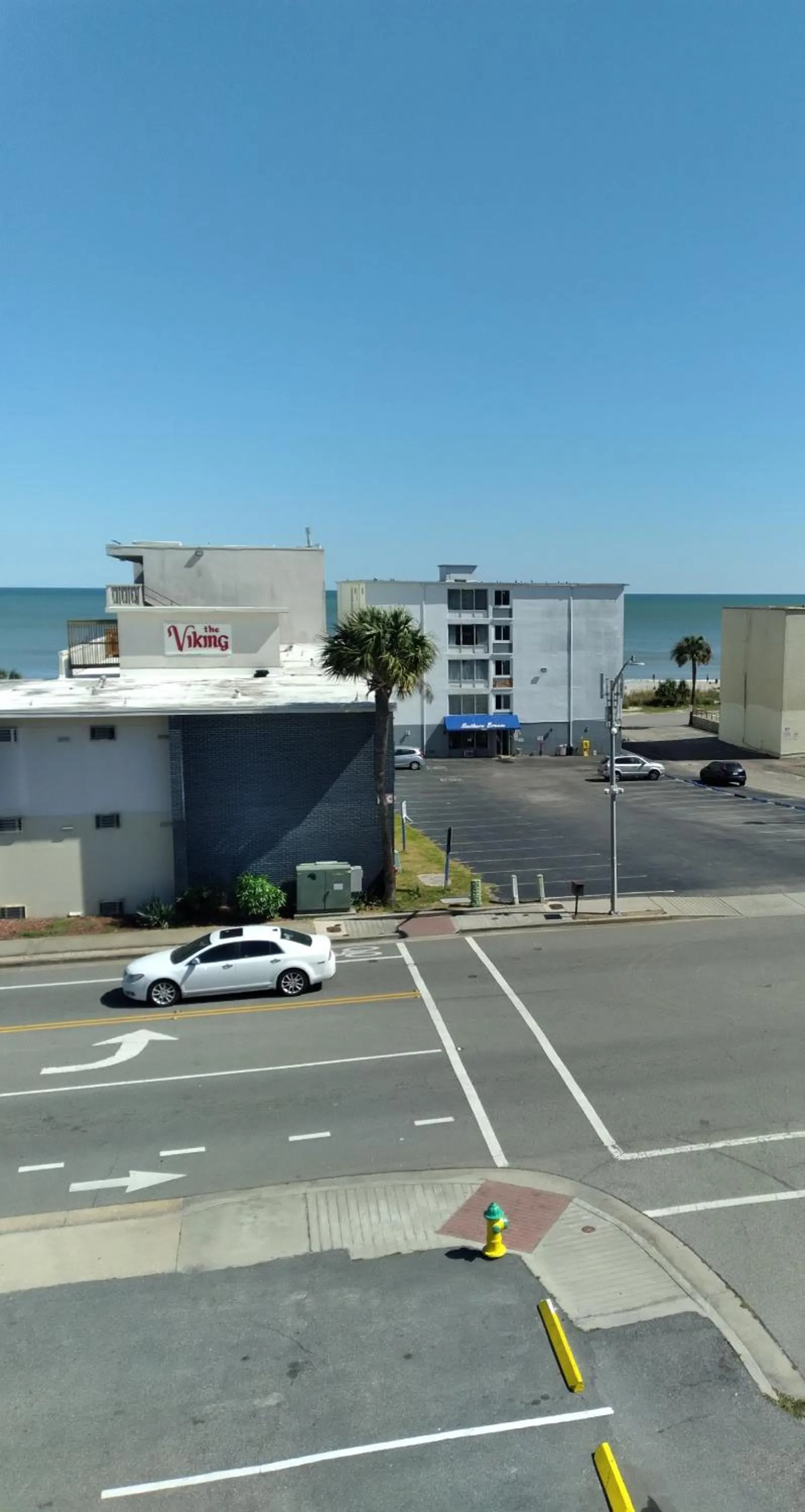 Sea view in The Virginian Motel