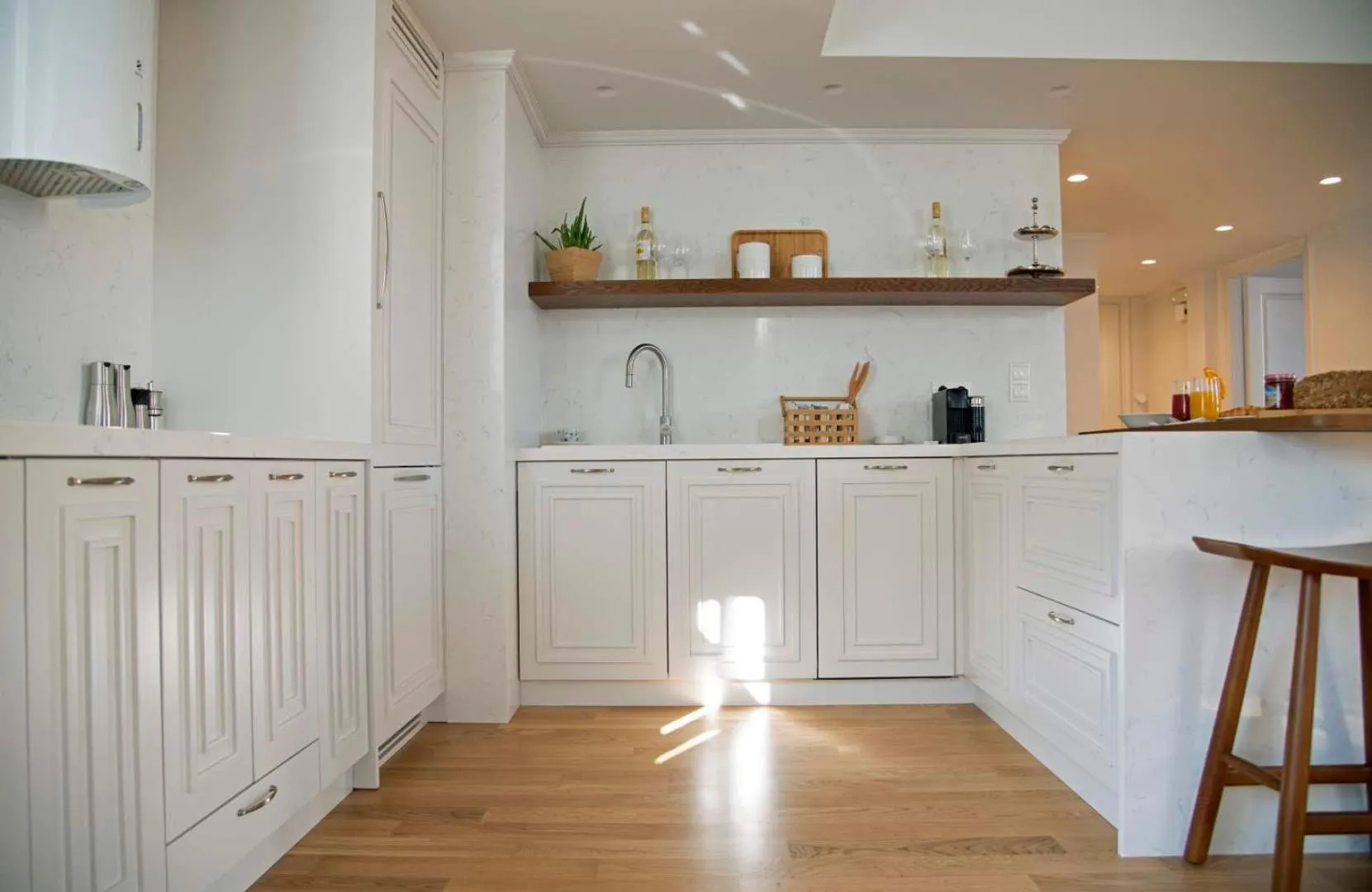 Kitchen or kitchenette in Four Streets Athens - Luxury Suites Apartments in Athens