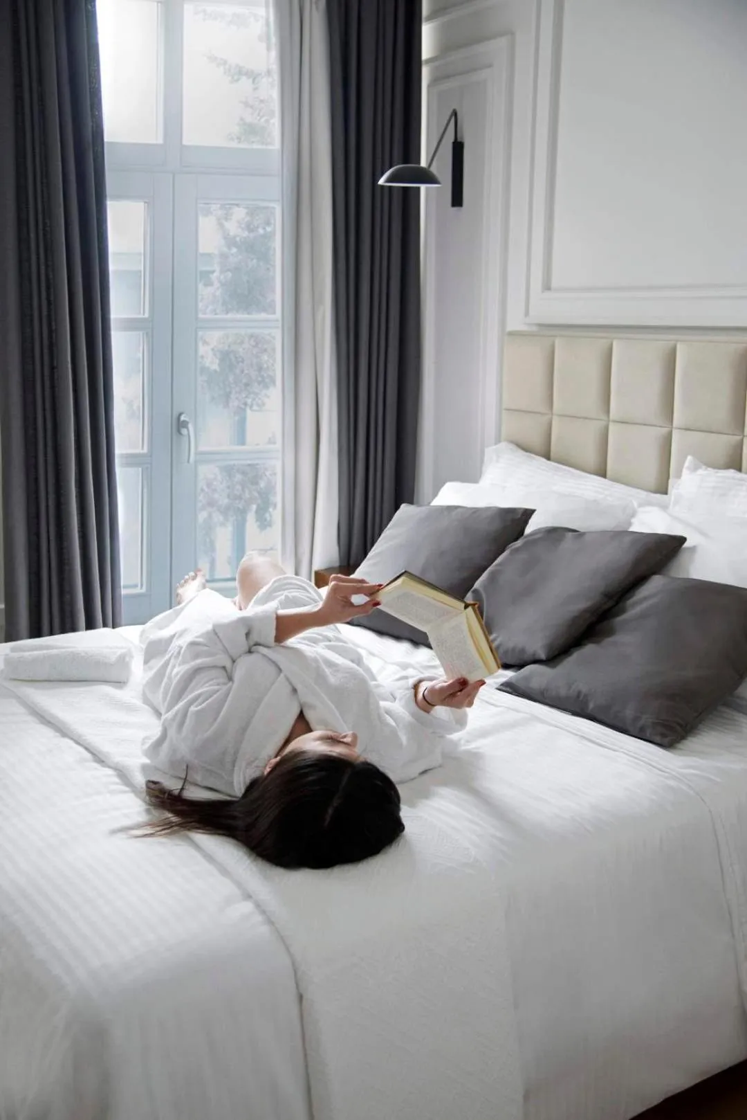 Bed in Four Streets Athens - Luxury Suites Apartments in Athens