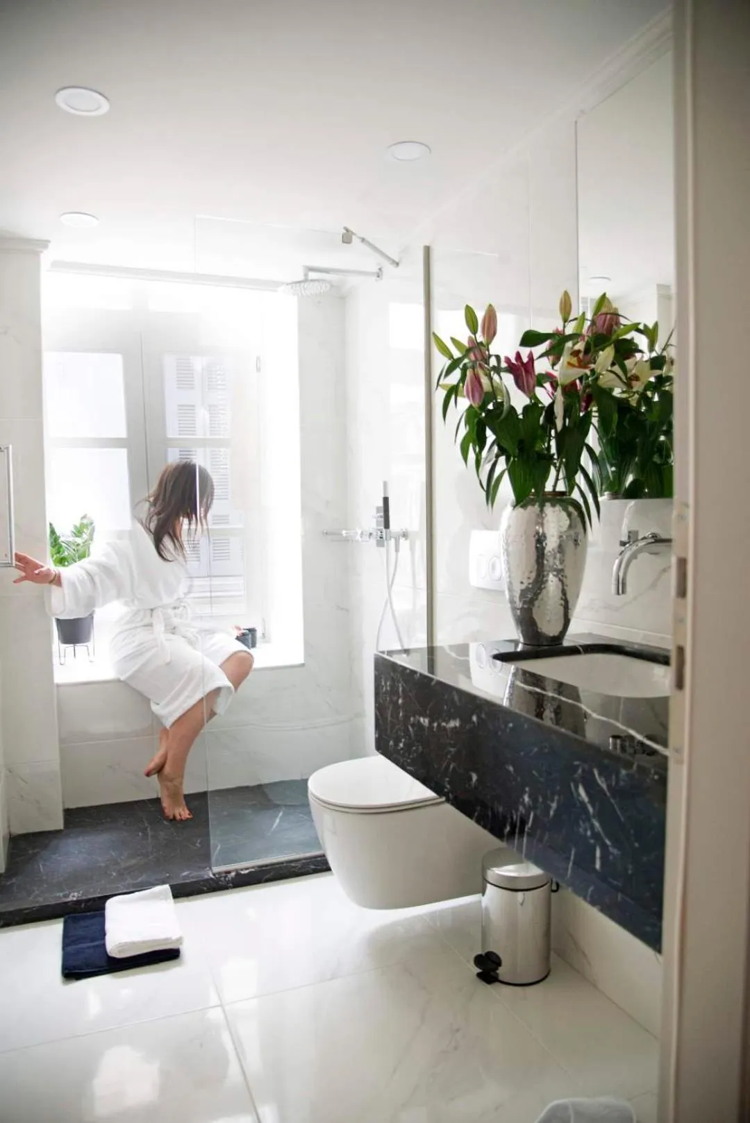 Bathroom in Four Streets Athens - Luxury Suites Apartments in Athens