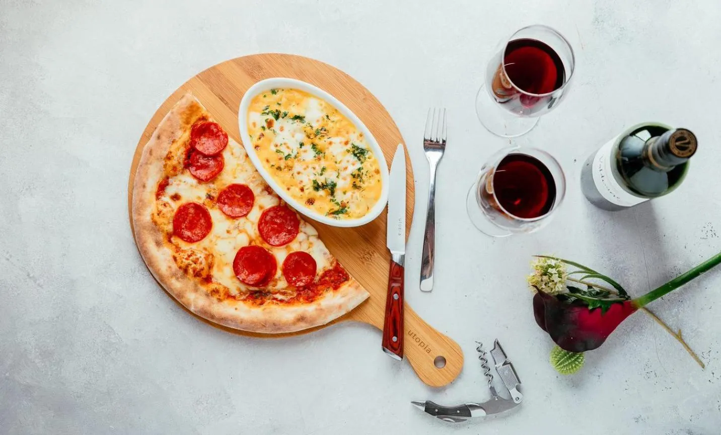 Food and drinks in Ingliston Country Club Hotel