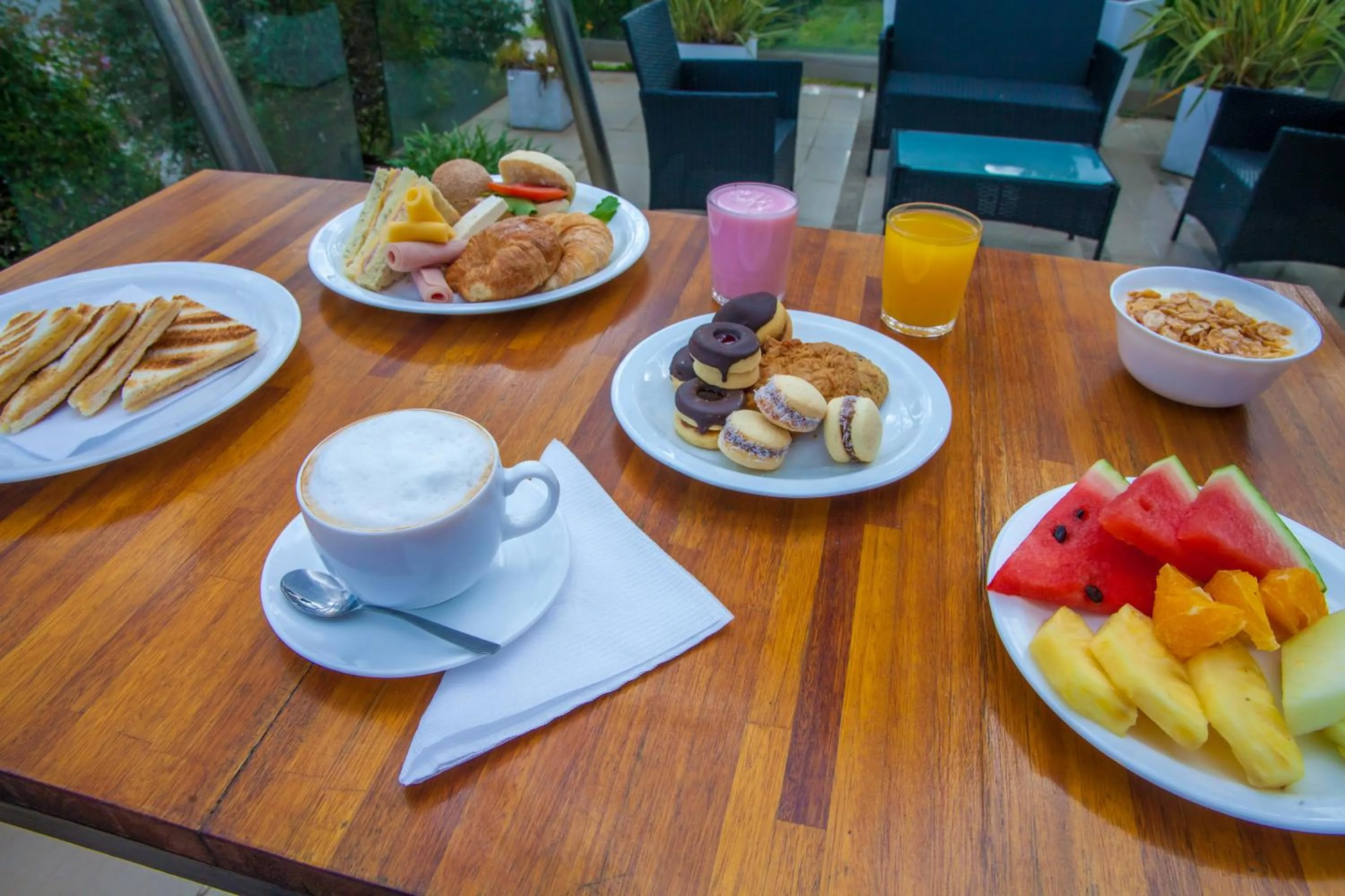 Buffet breakfast in ibis Montevideo Rambla