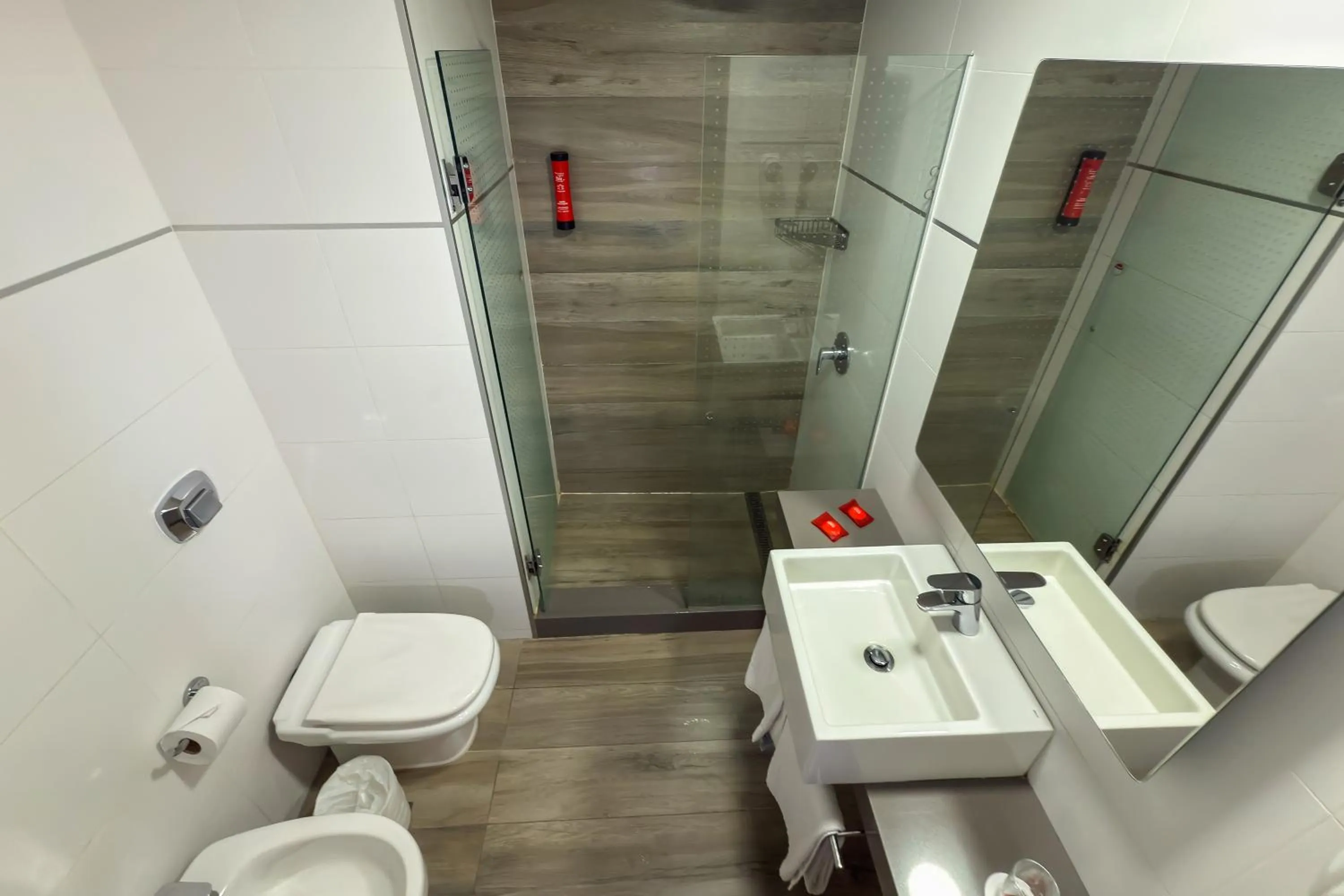 Bathroom in ibis Montevideo Rambla