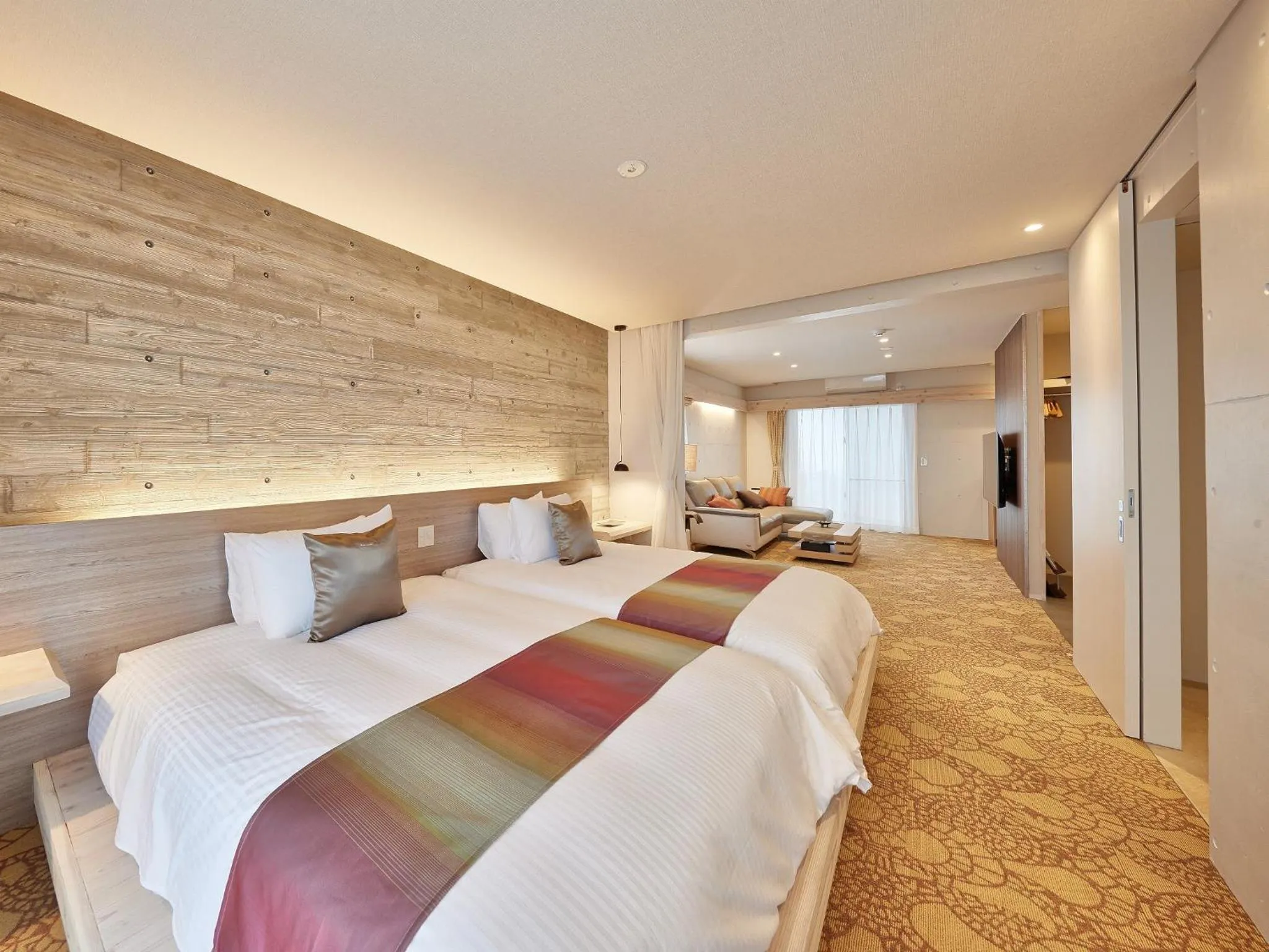 Bed in Yomitan Condhotel ND