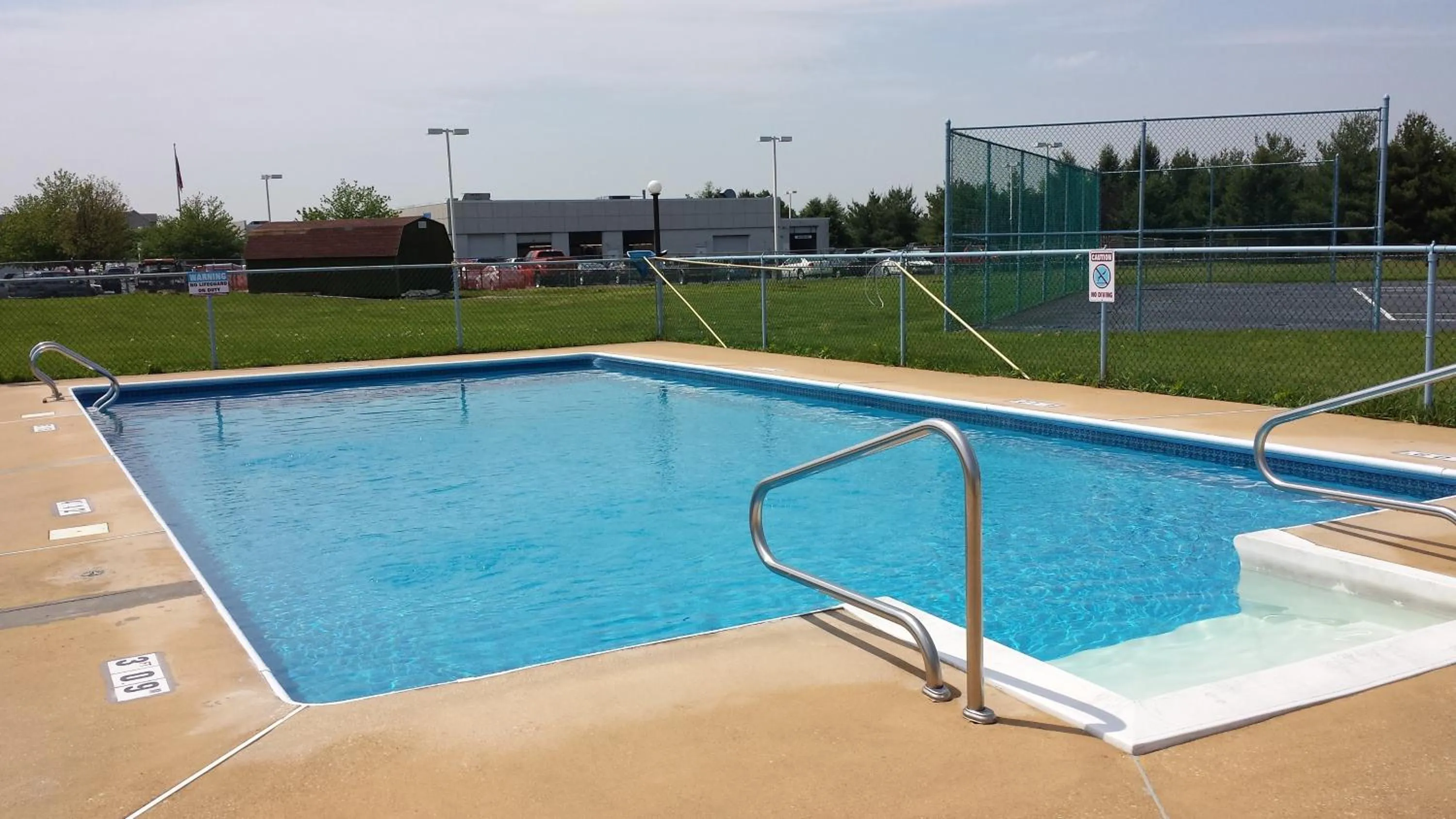 Swimming pool in Americas Best Value Inn - Palmyra/Hershey