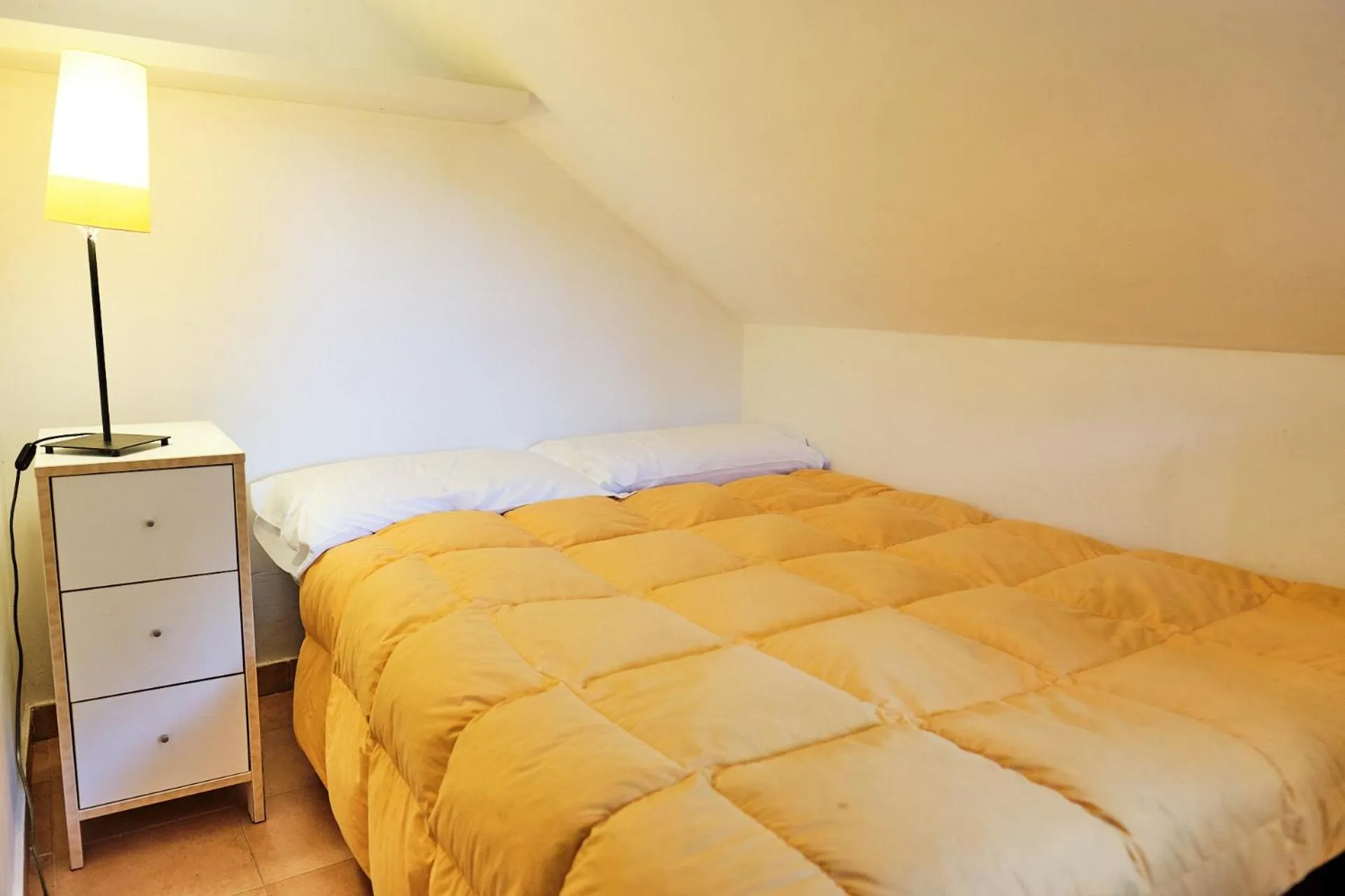 Bed in Residence SoleNeveSila B&B