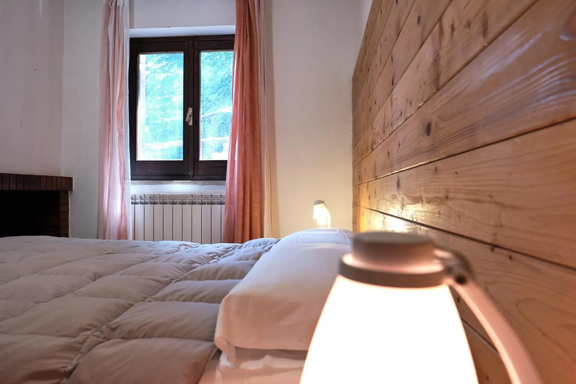 Bed in Residence SoleNeveSila B&B