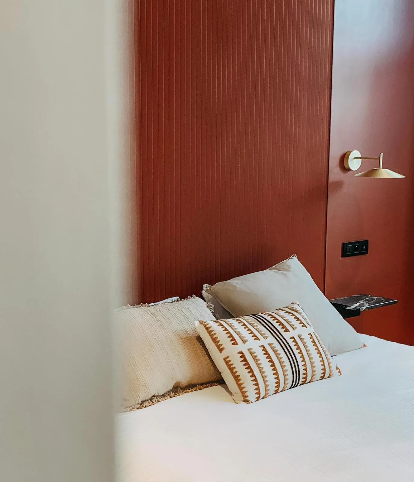 Bed in Hôtel Le Manoir