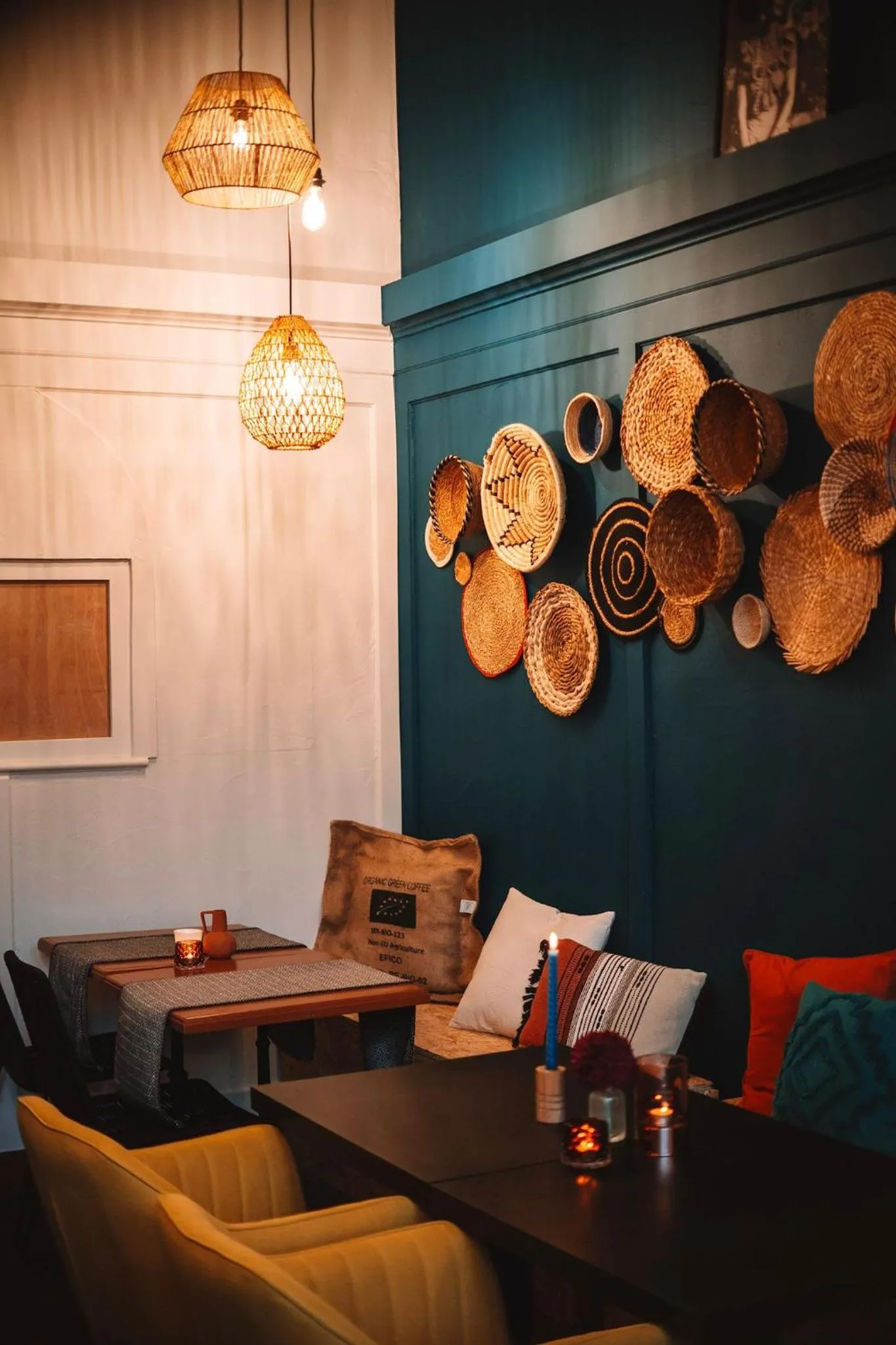 Lounge or bar in Hôtel Le Manoir