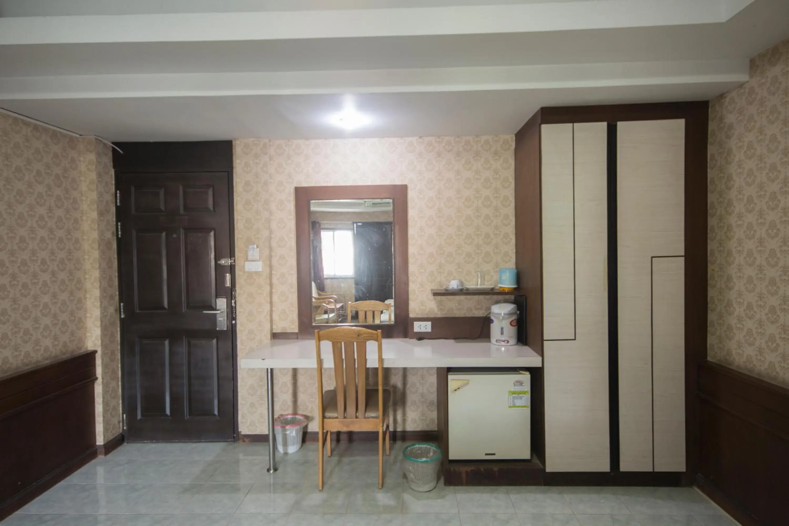 Budget Twin Room in Khon Kaen Ruenrom Hotel Budget Twin Room in Khon Kaen Ruenrom Hotel