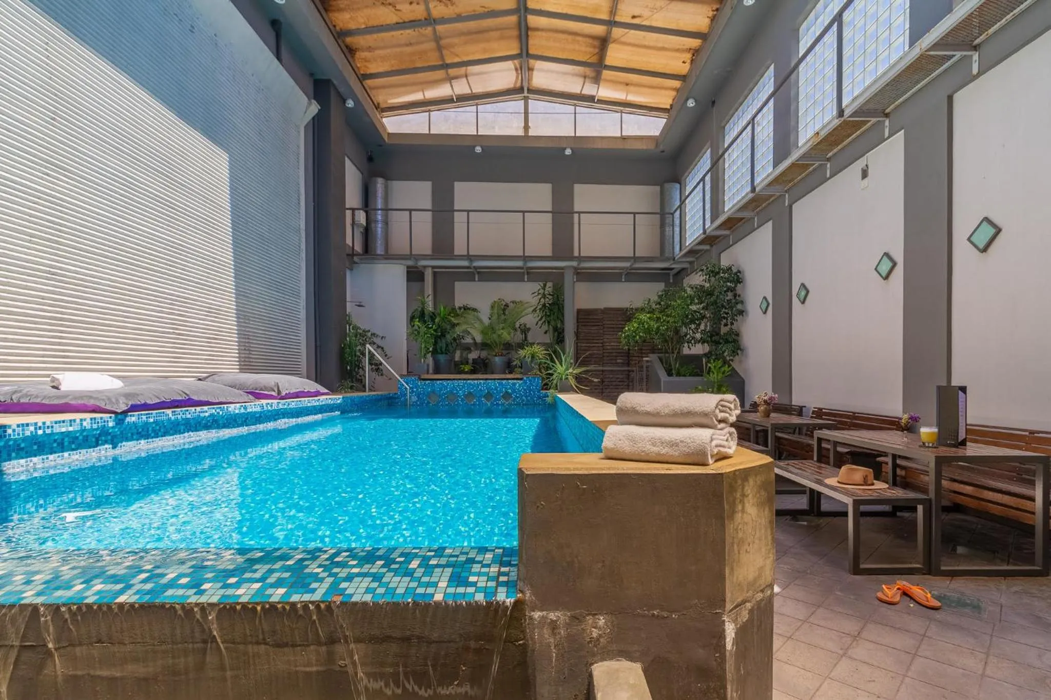 Swimming pool in Prodeo Hotel + Lounge