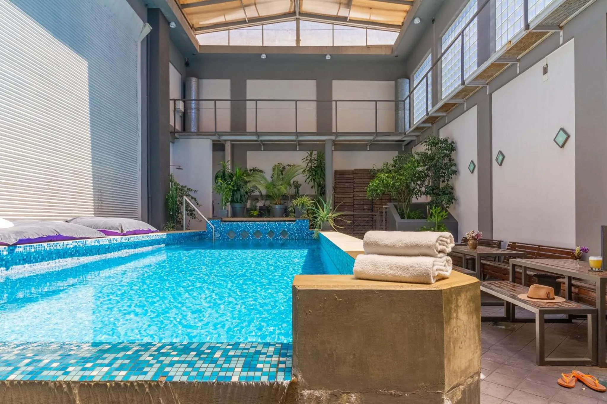 Swimming pool in Prodeo Hotel + Lounge