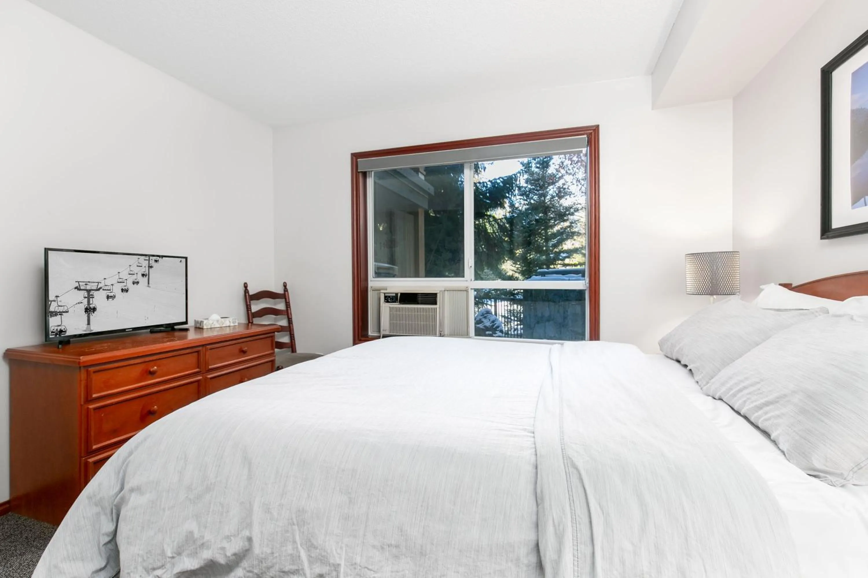 Bedroom, Bed in Glaciers Reach by Allseason Vacation Rentals