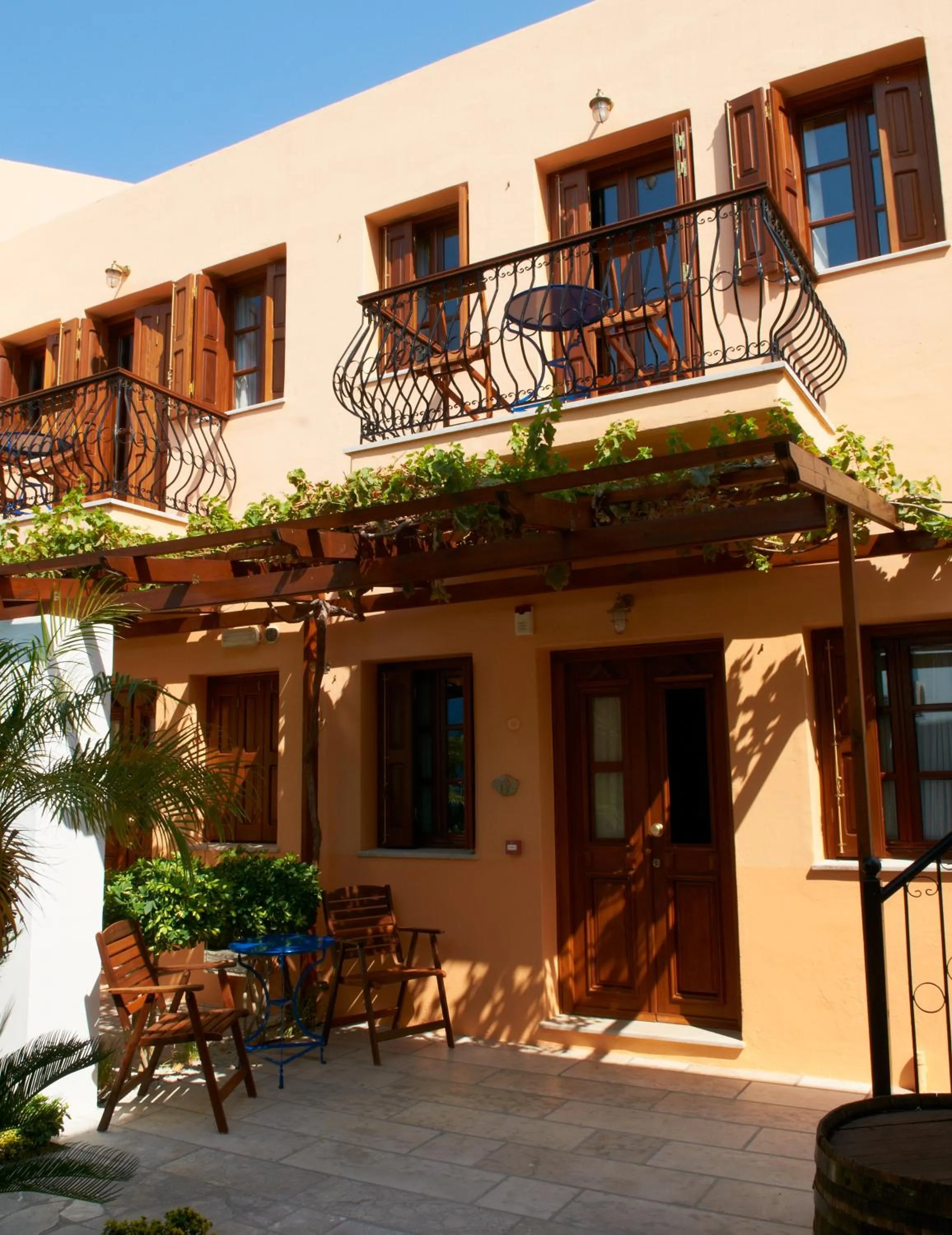 Facade/entrance in Iapetos Village