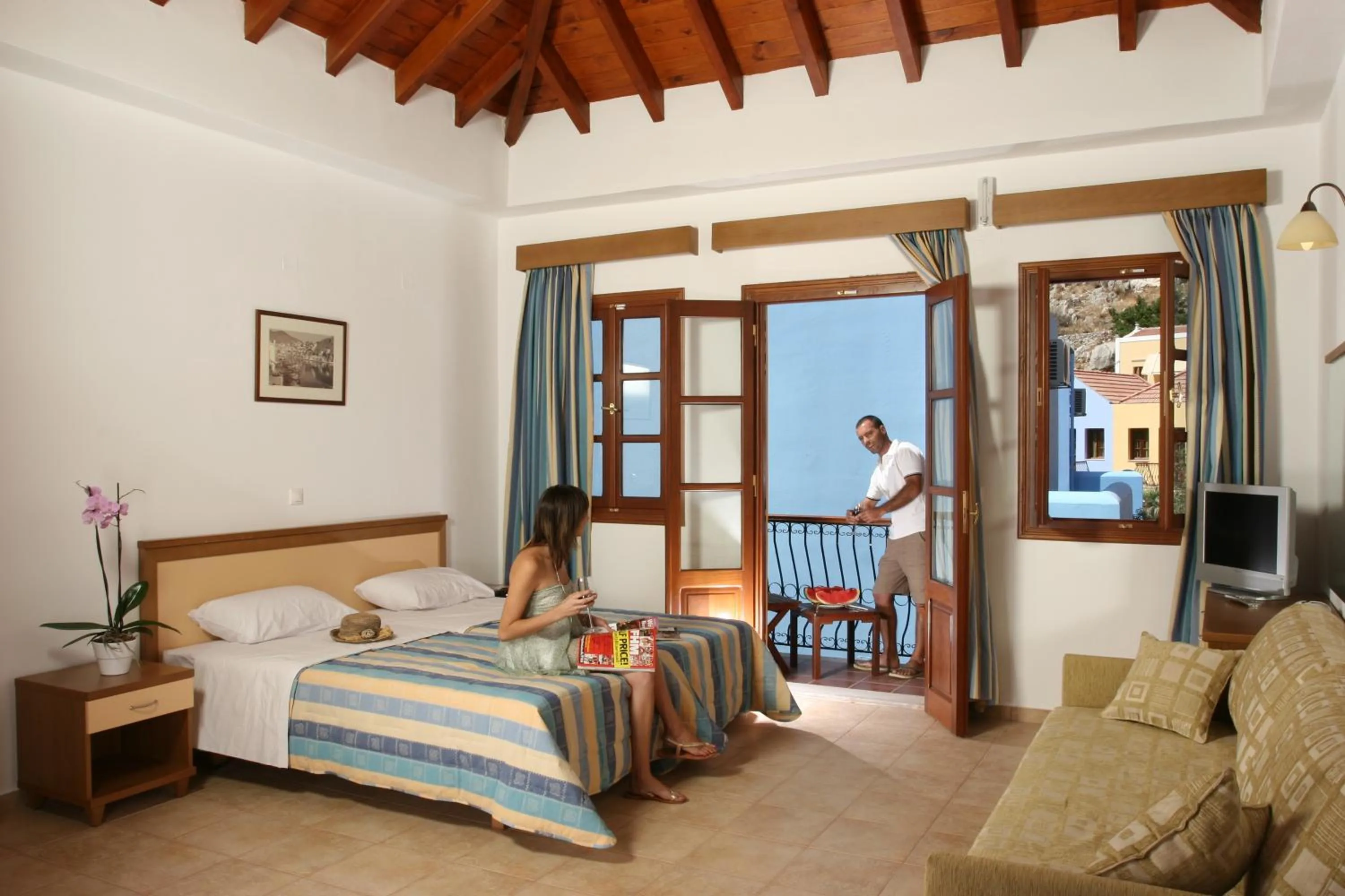 Bedroom, Bed in Iapetos Village