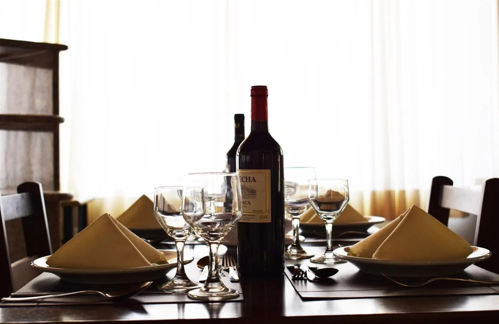 Restaurant/places to eat in Hotel CasaBlanca