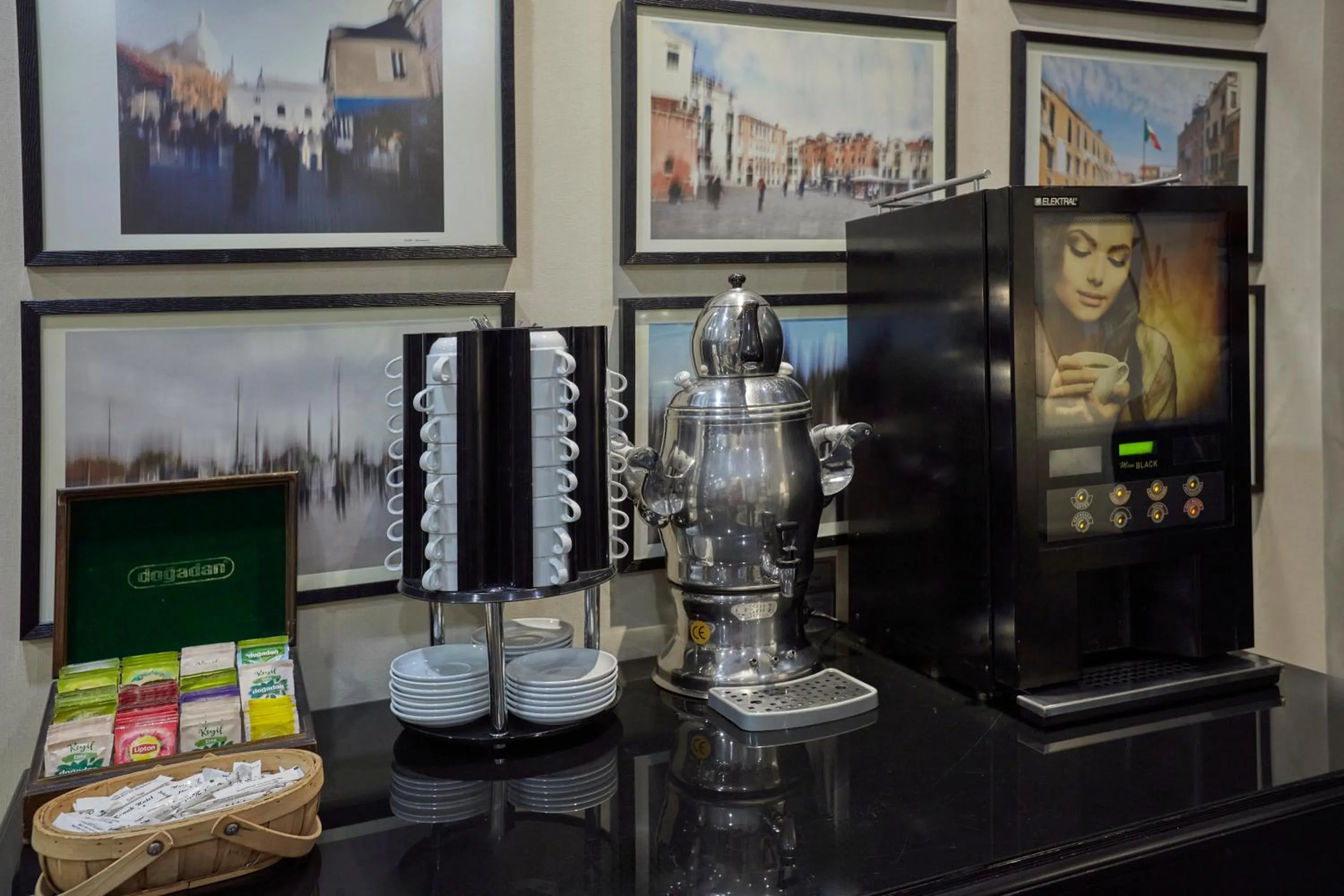 Coffee/tea facilities in Konak Hotel Taksim