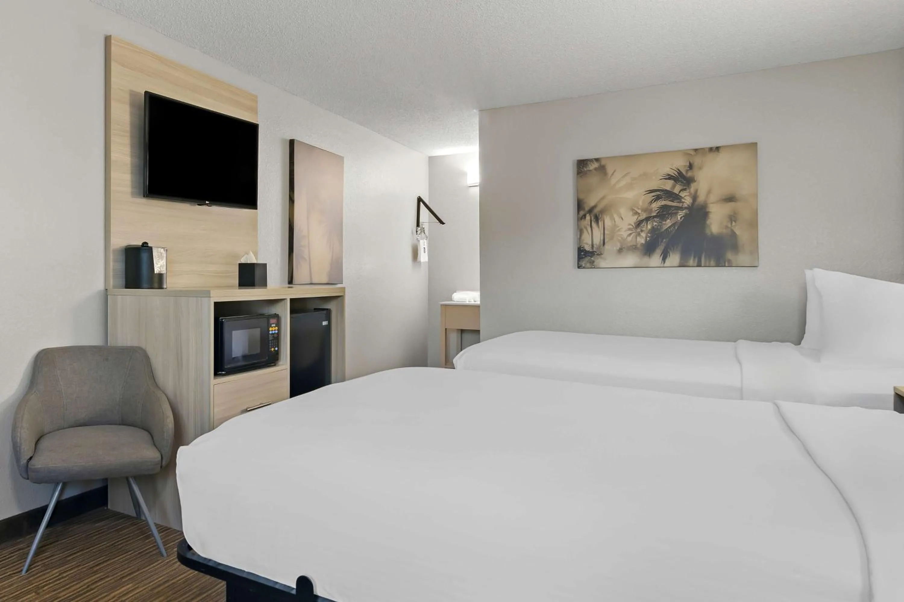 Bedroom, Bed in Best Western The Oasis at Joplin