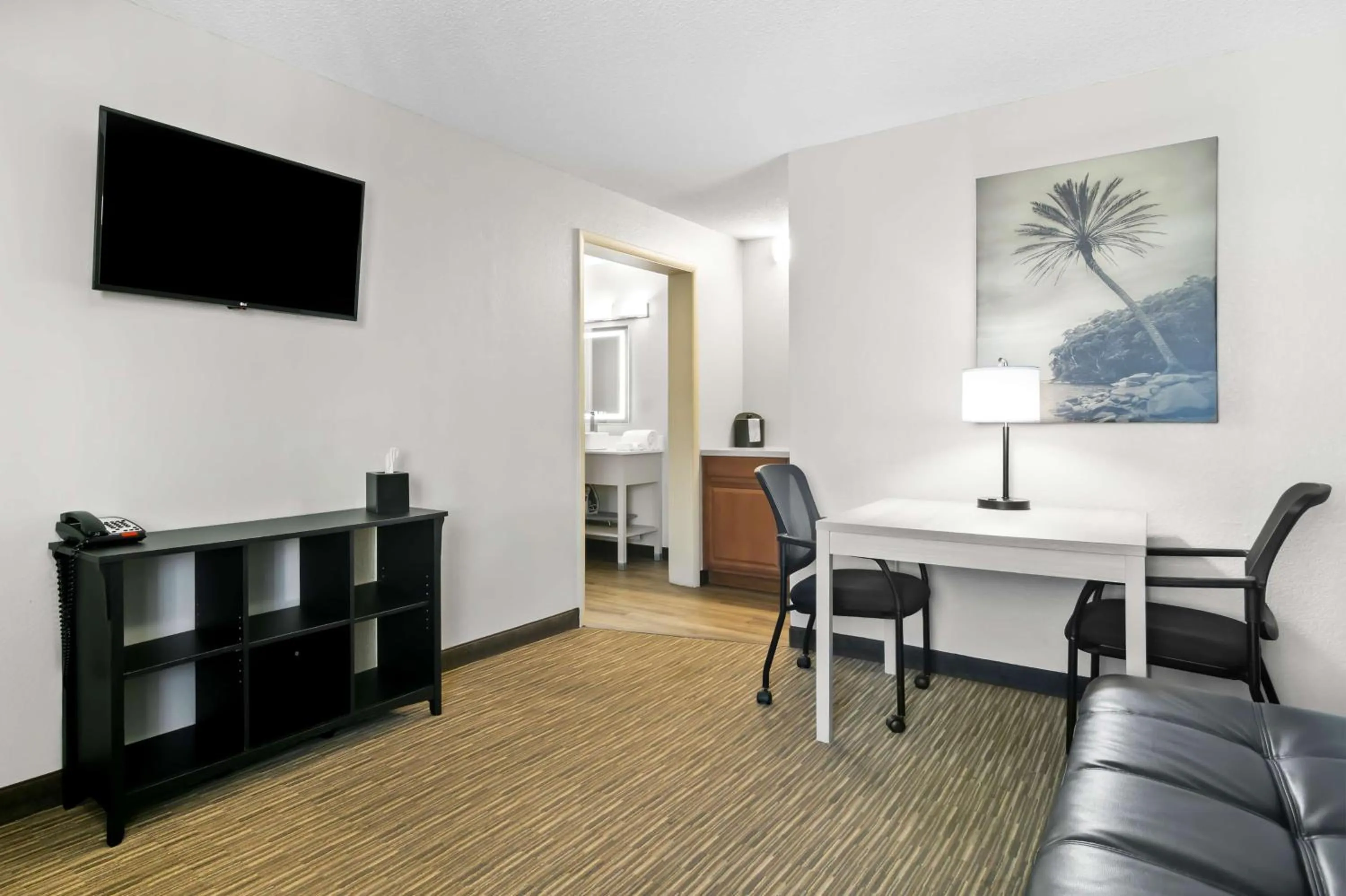 Bedroom in Best Western The Oasis at Joplin