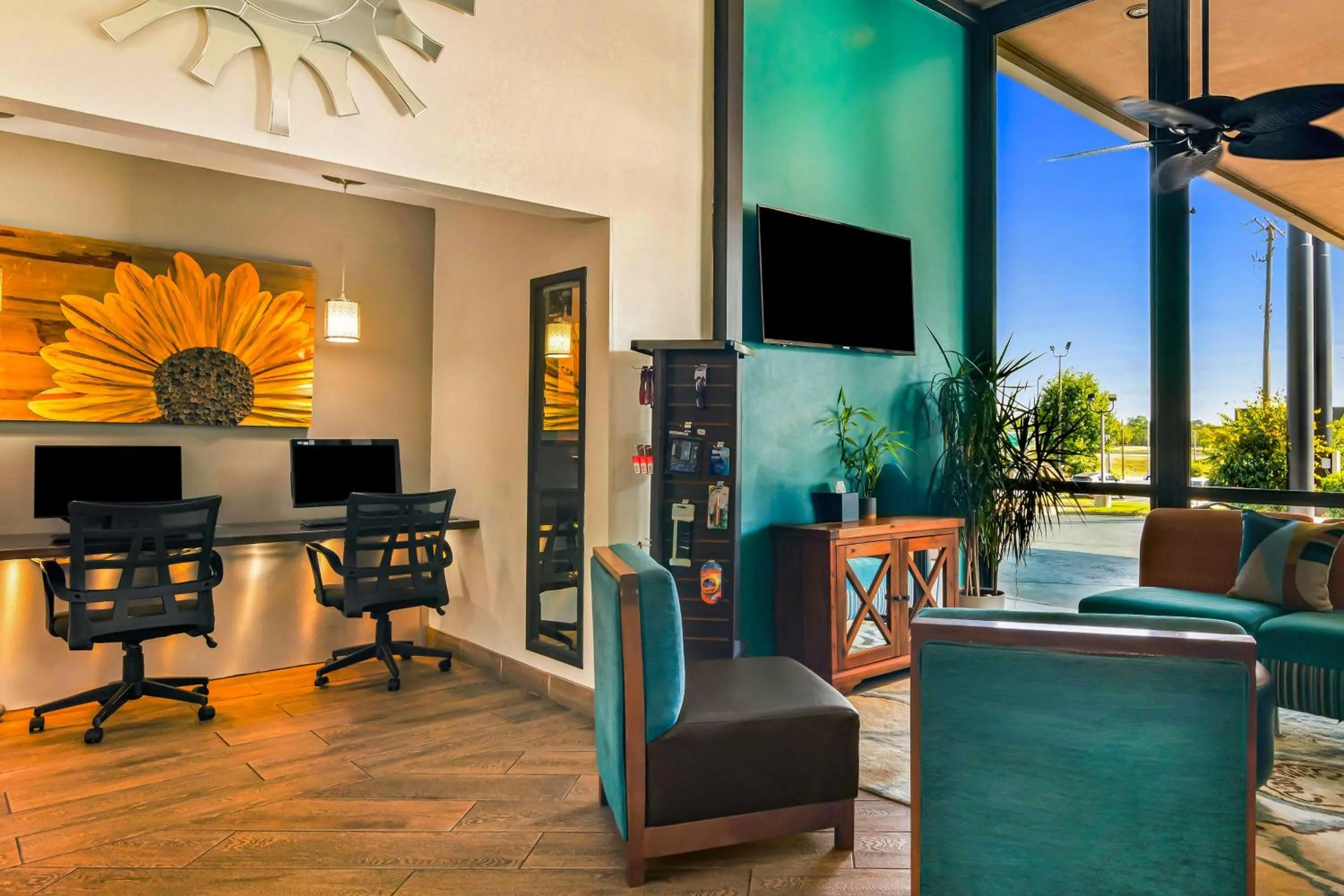 Lobby or reception in Best Western The Oasis at Joplin