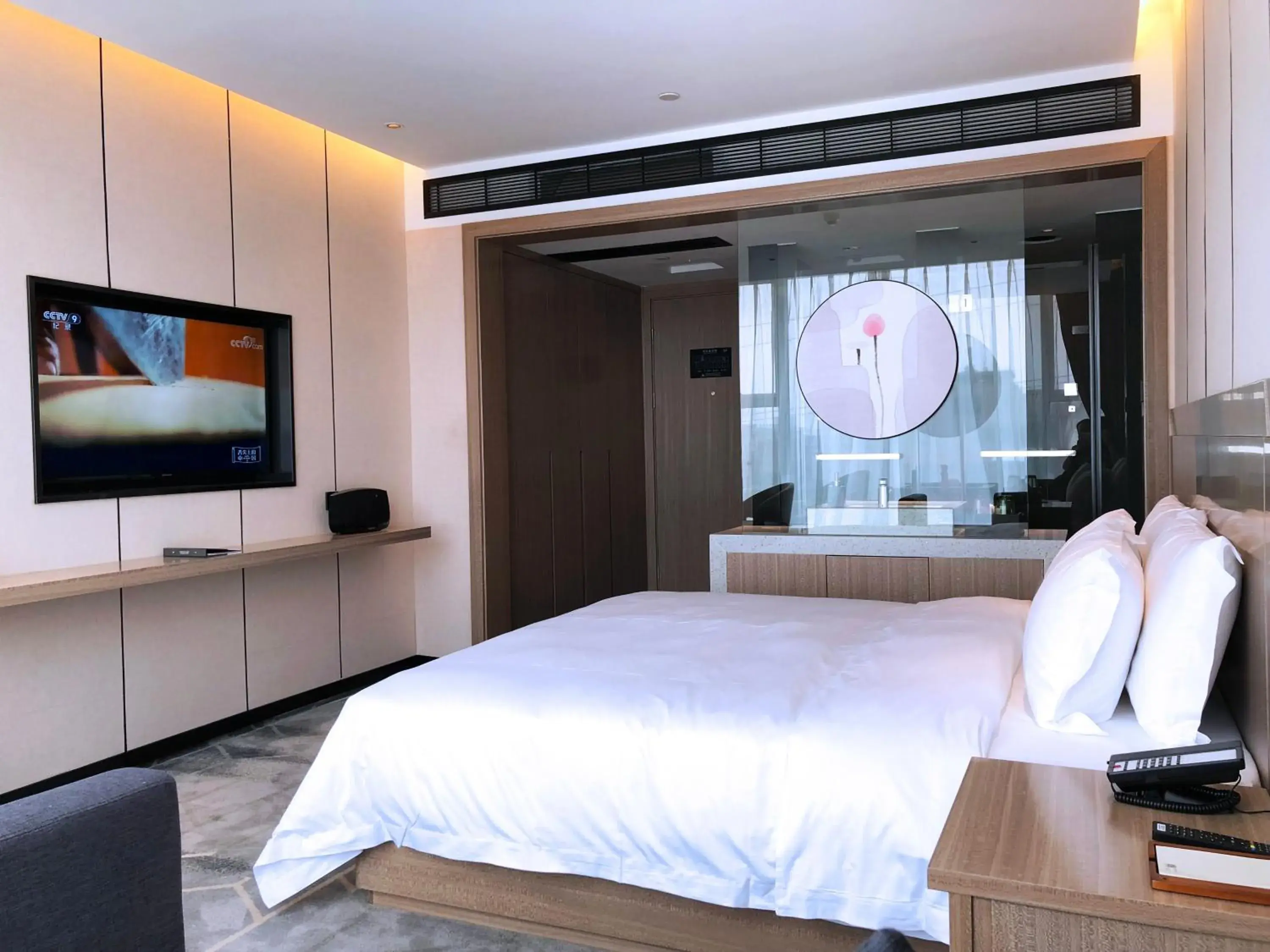 Deluxe Queen Room in Paco Hotel Guangzhou Baiyun Airport Liantang Metro Deluxe Queen Room in Paco Hotel Guangzhou Baiyun Airport Liantang Metro