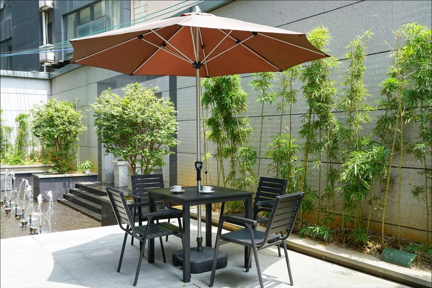 Garden in Paco Hotel Guangzhou Baiyun Airport Liantang Metro