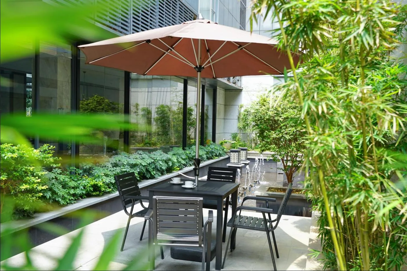 Garden in Paco Hotel Guangzhou Baiyun Airport Liantang Metro