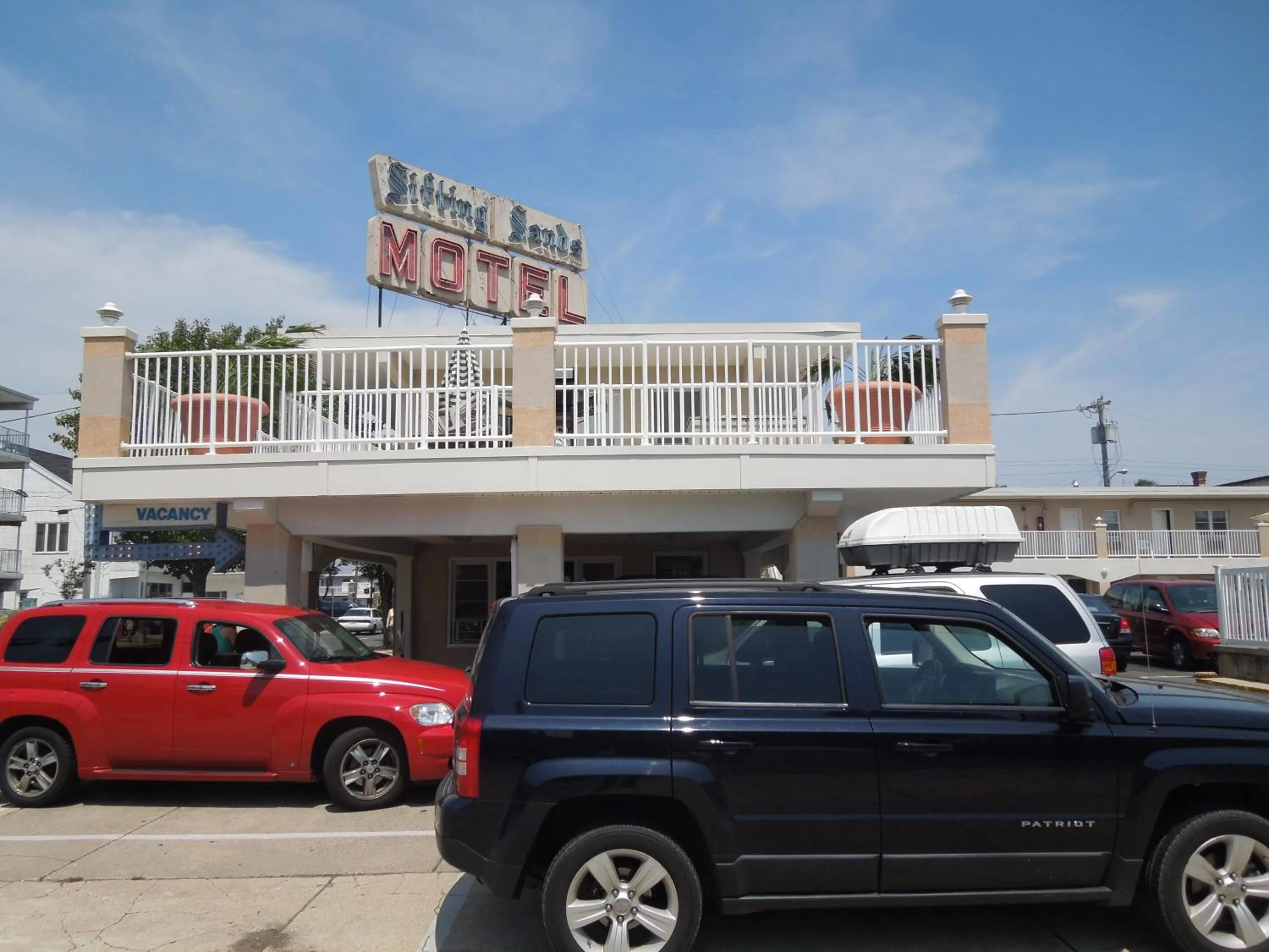 Facade/entrance in Sifting Sands Motel