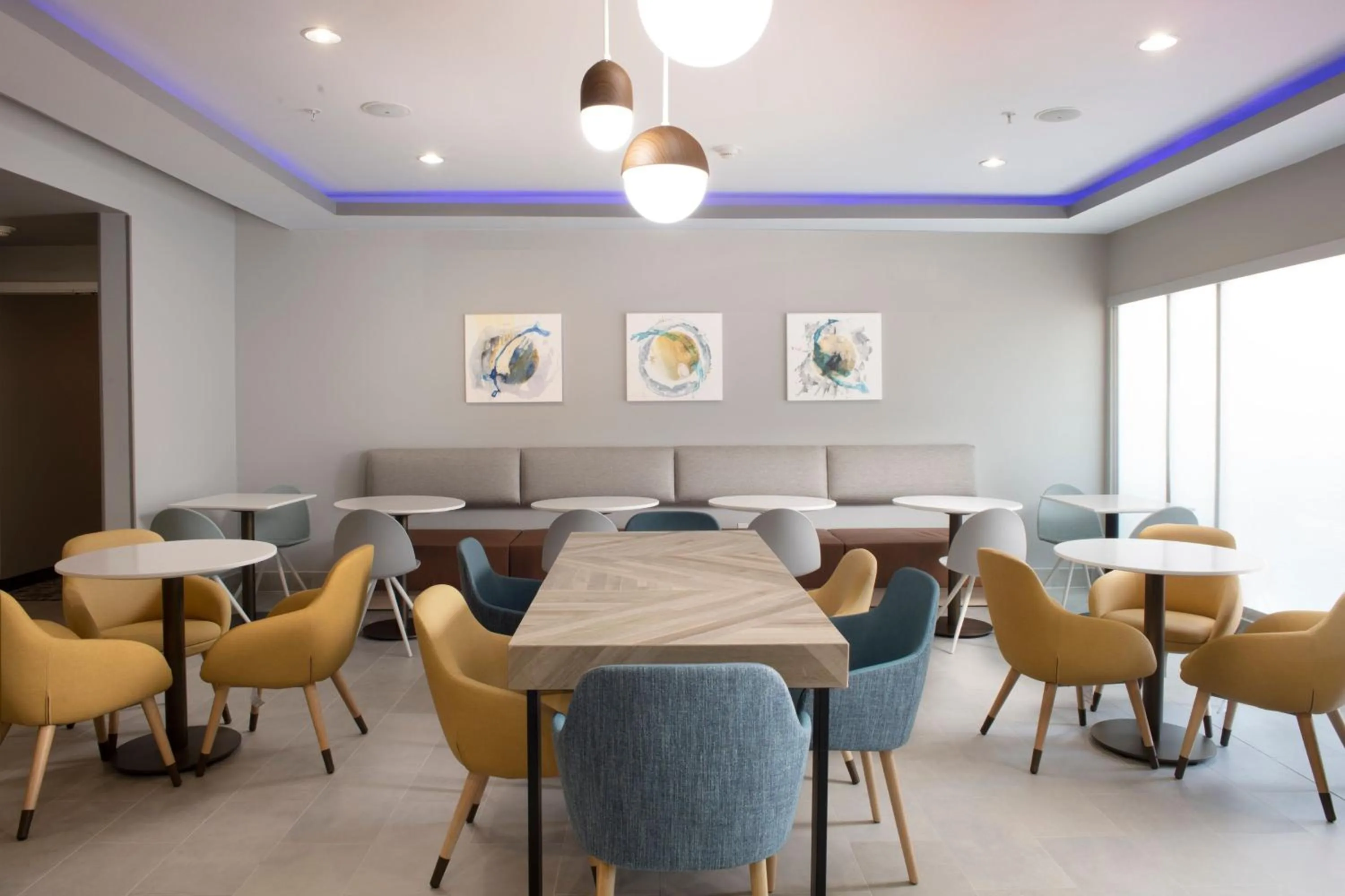 Breakfast in TownePlace Suites by Marriott Galveston Island