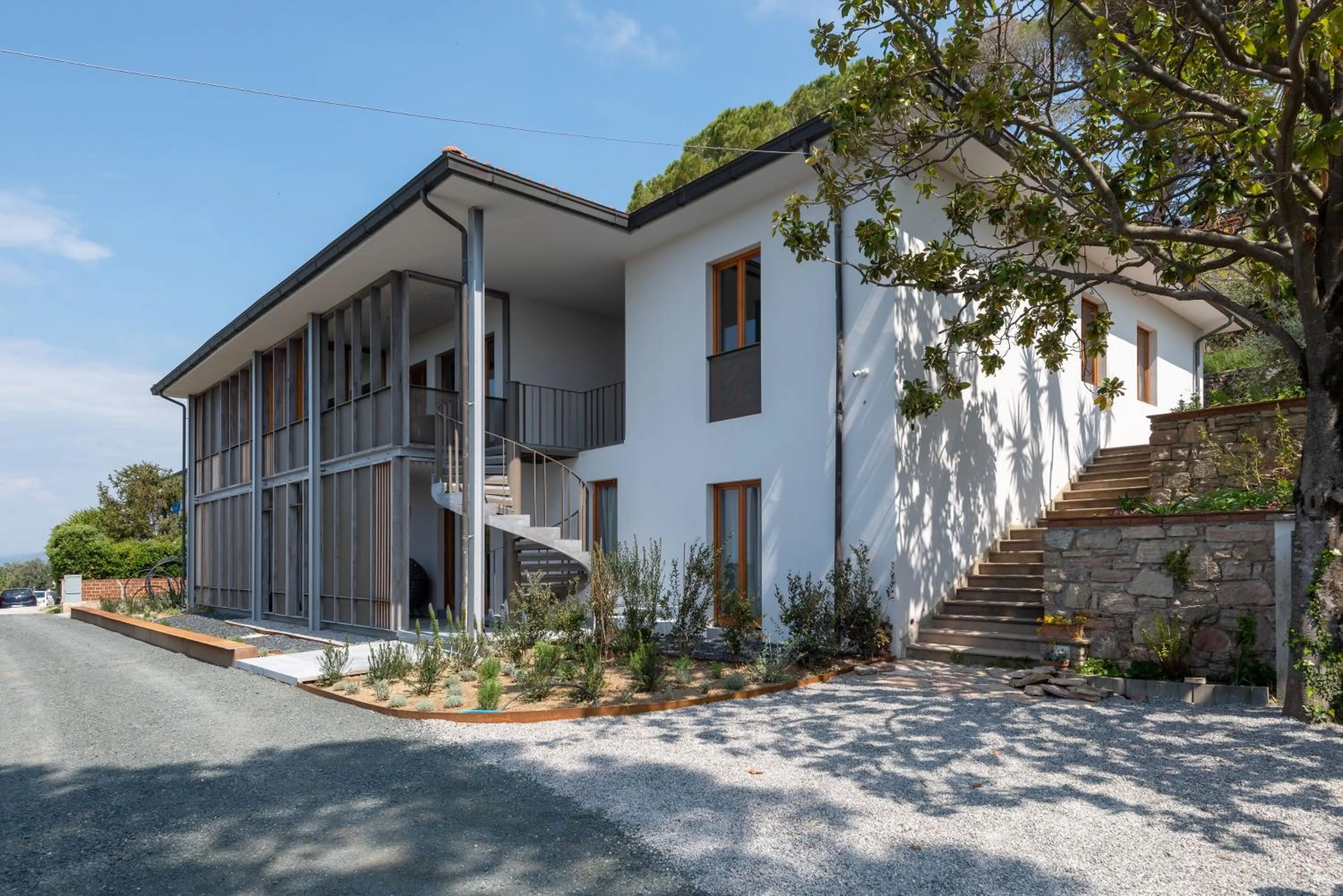 Property building in Villa Curiel