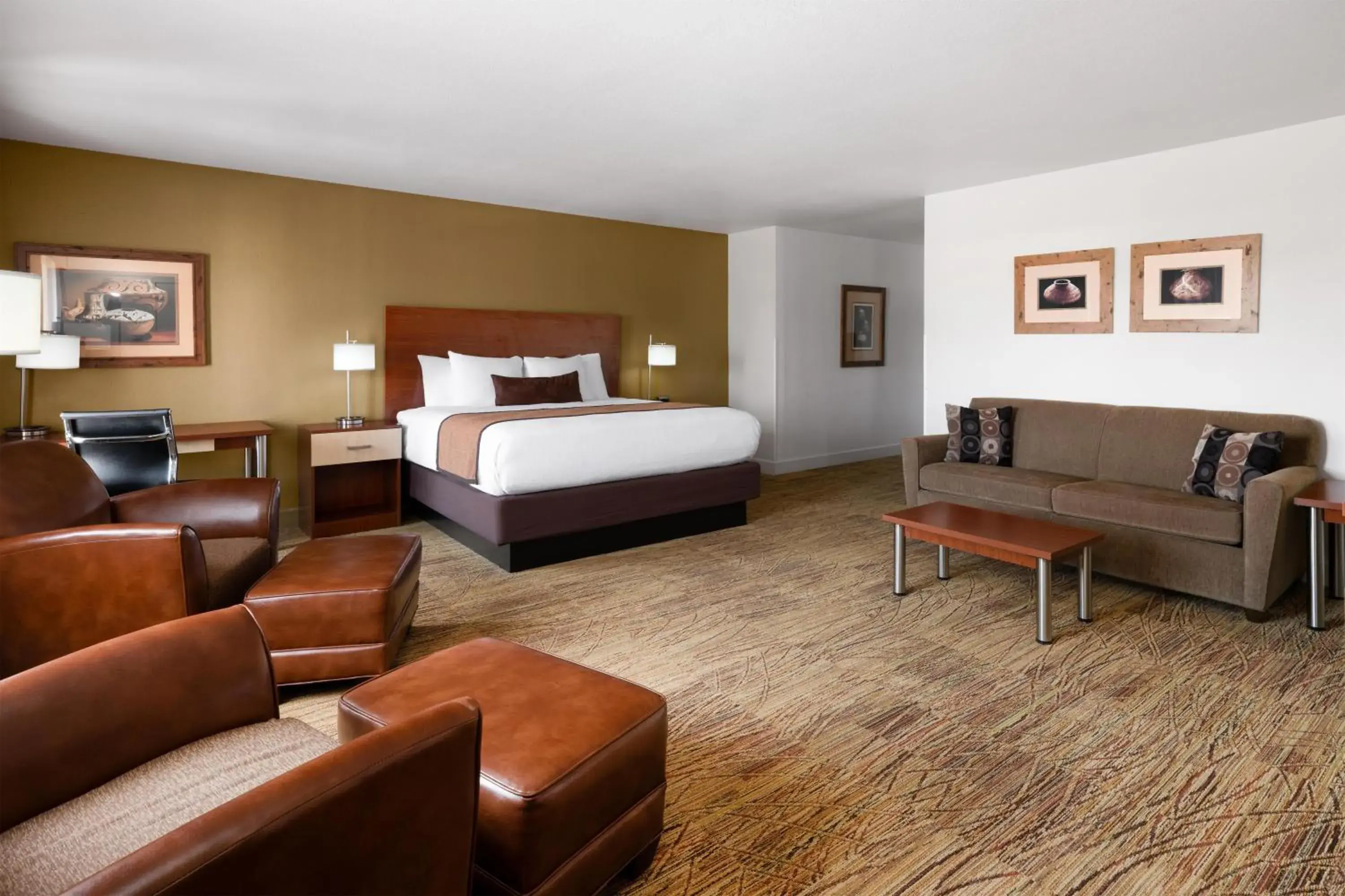 King Suite - Non-Smoking in Best Western Discovery Inn King Suite - Non-Smoking in Best Western Discovery Inn