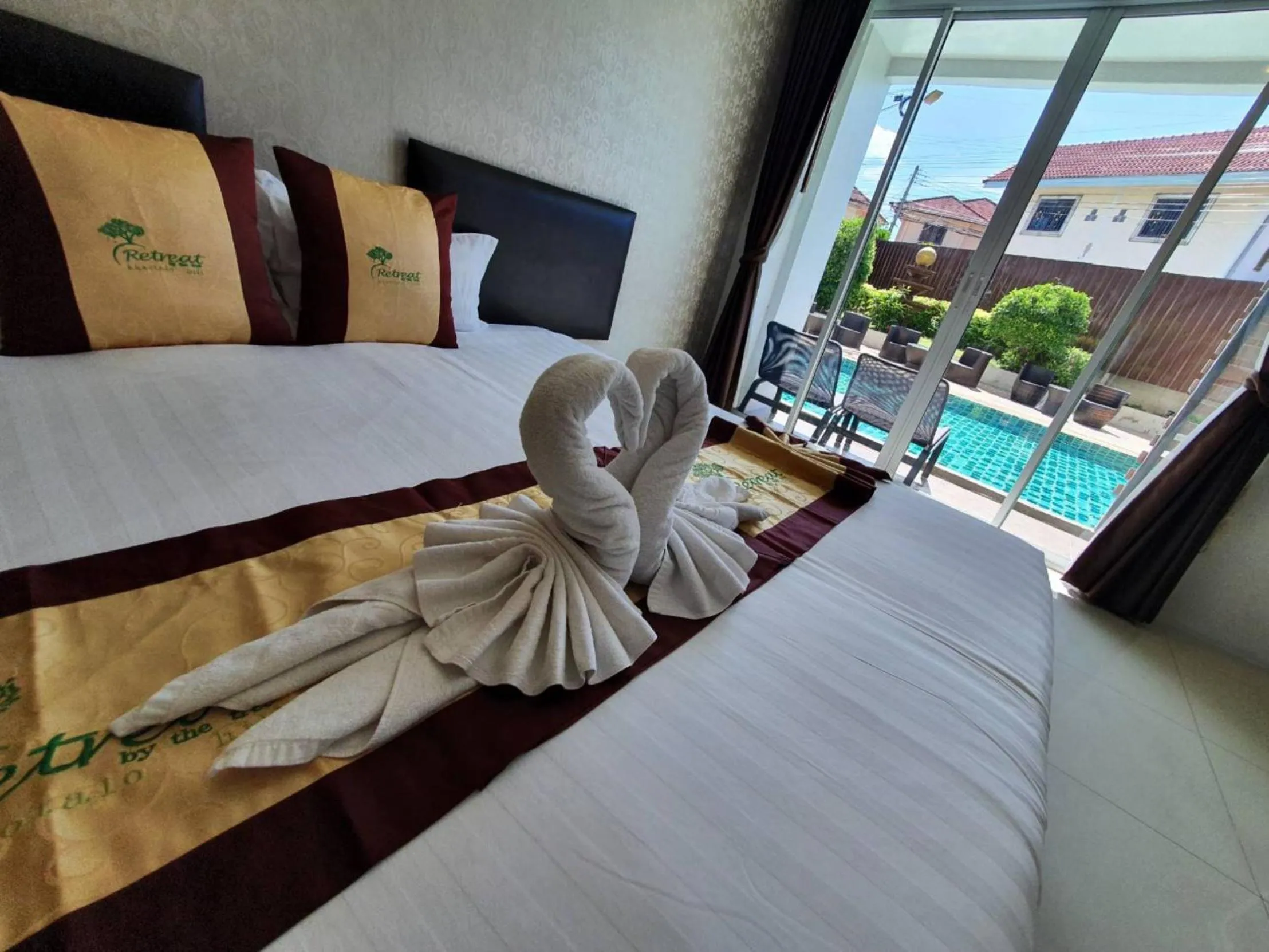 Bedroom, Bed in Retreat Resort Pattaya