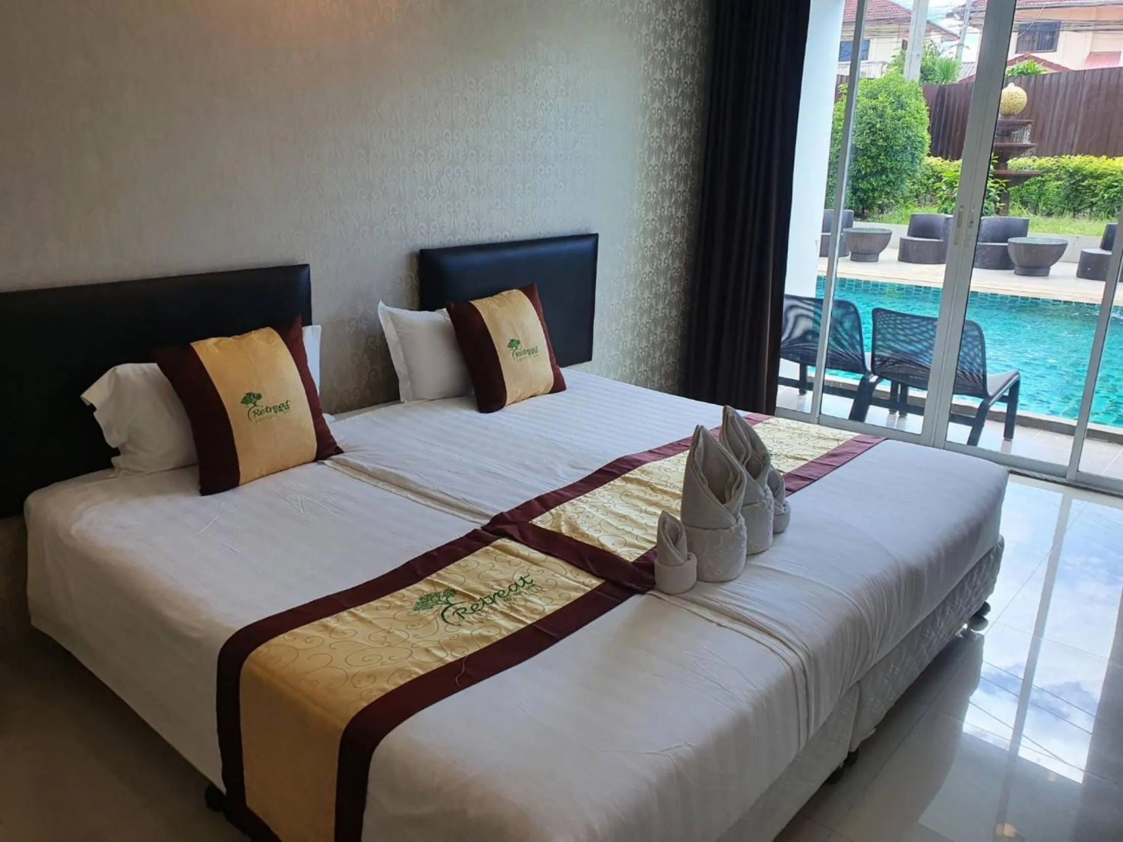 Bed in Retreat Resort Pattaya