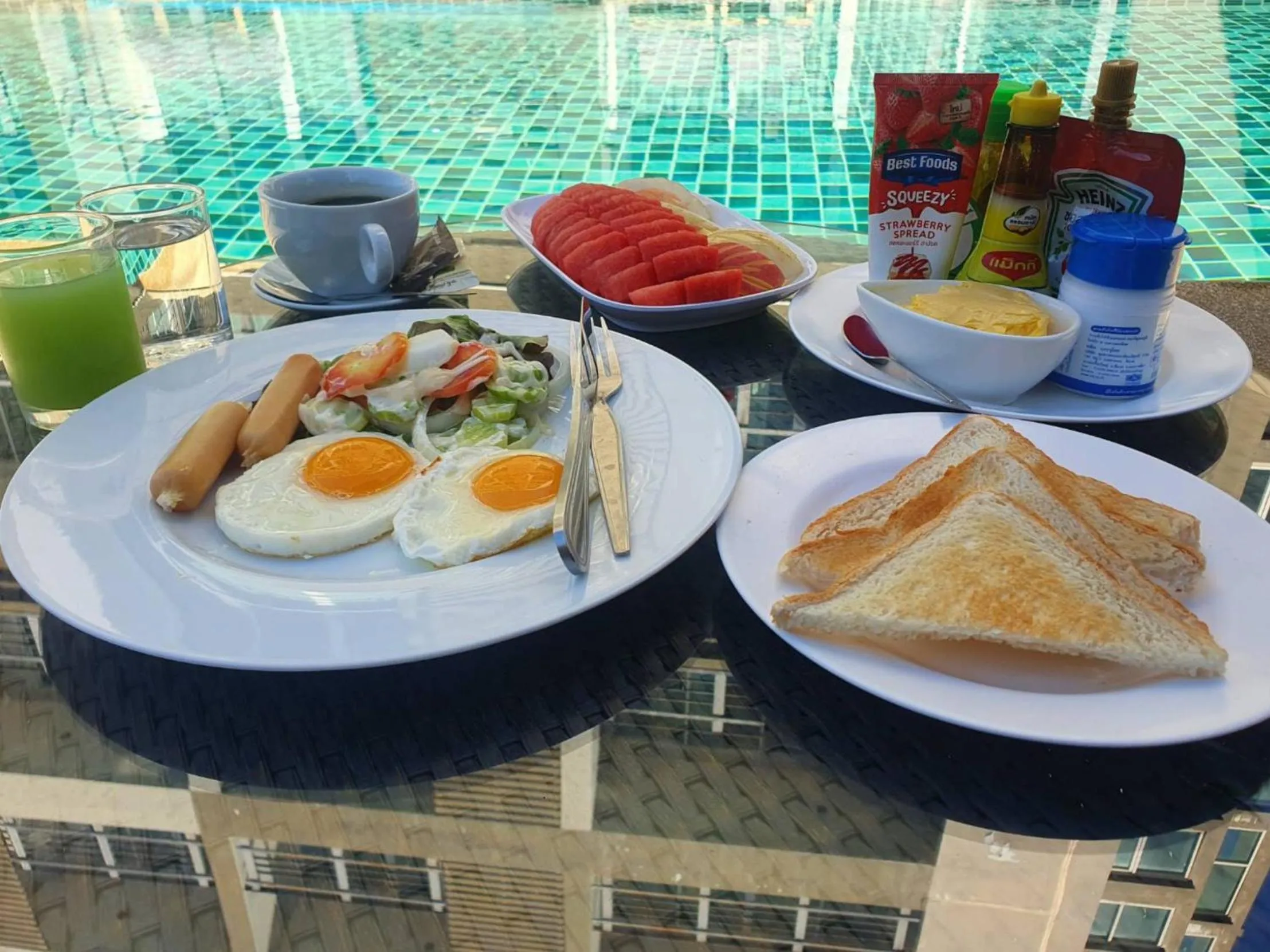 Breakfast in Retreat Resort Pattaya