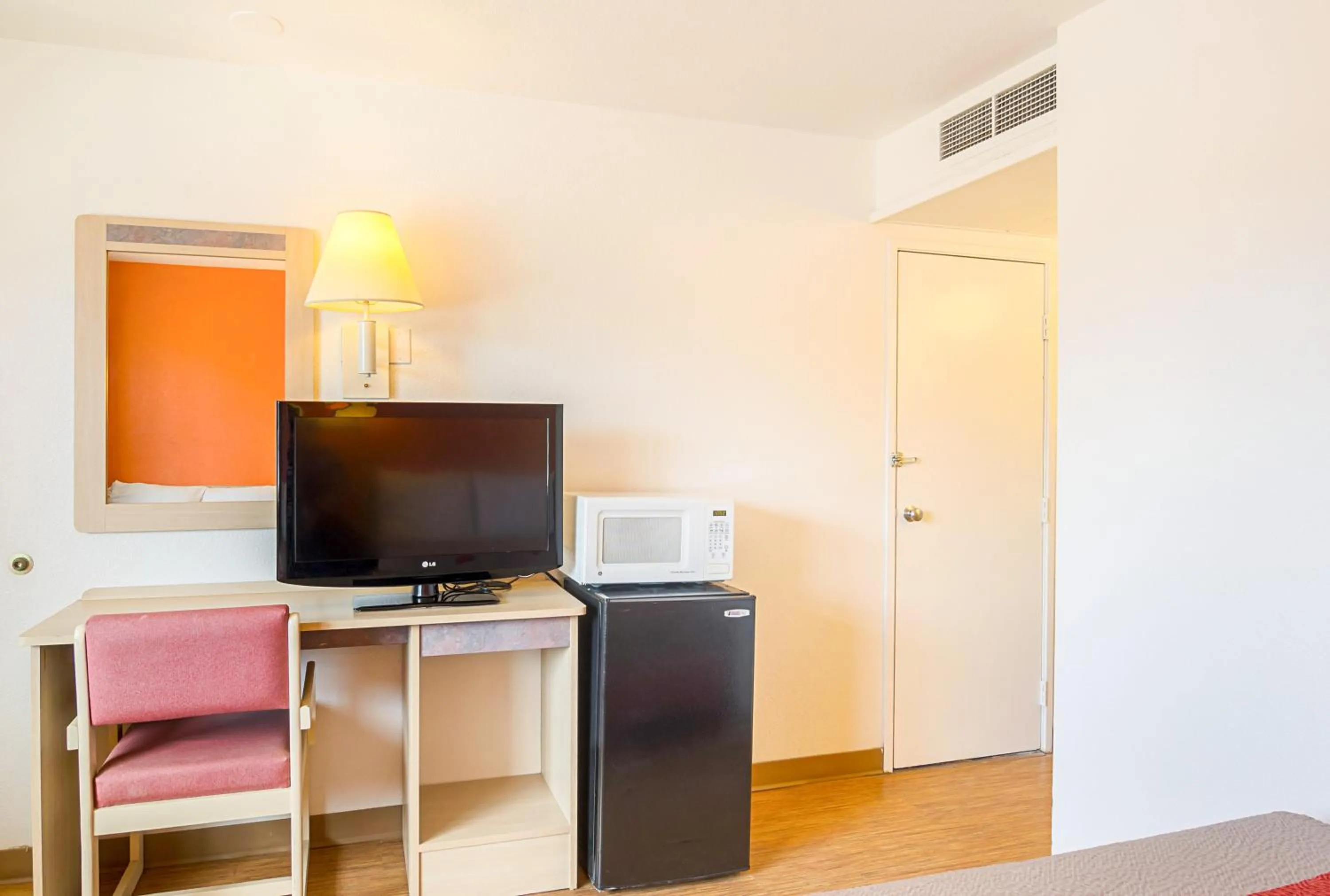 Bedroom in Motel 6-Laramie, WY