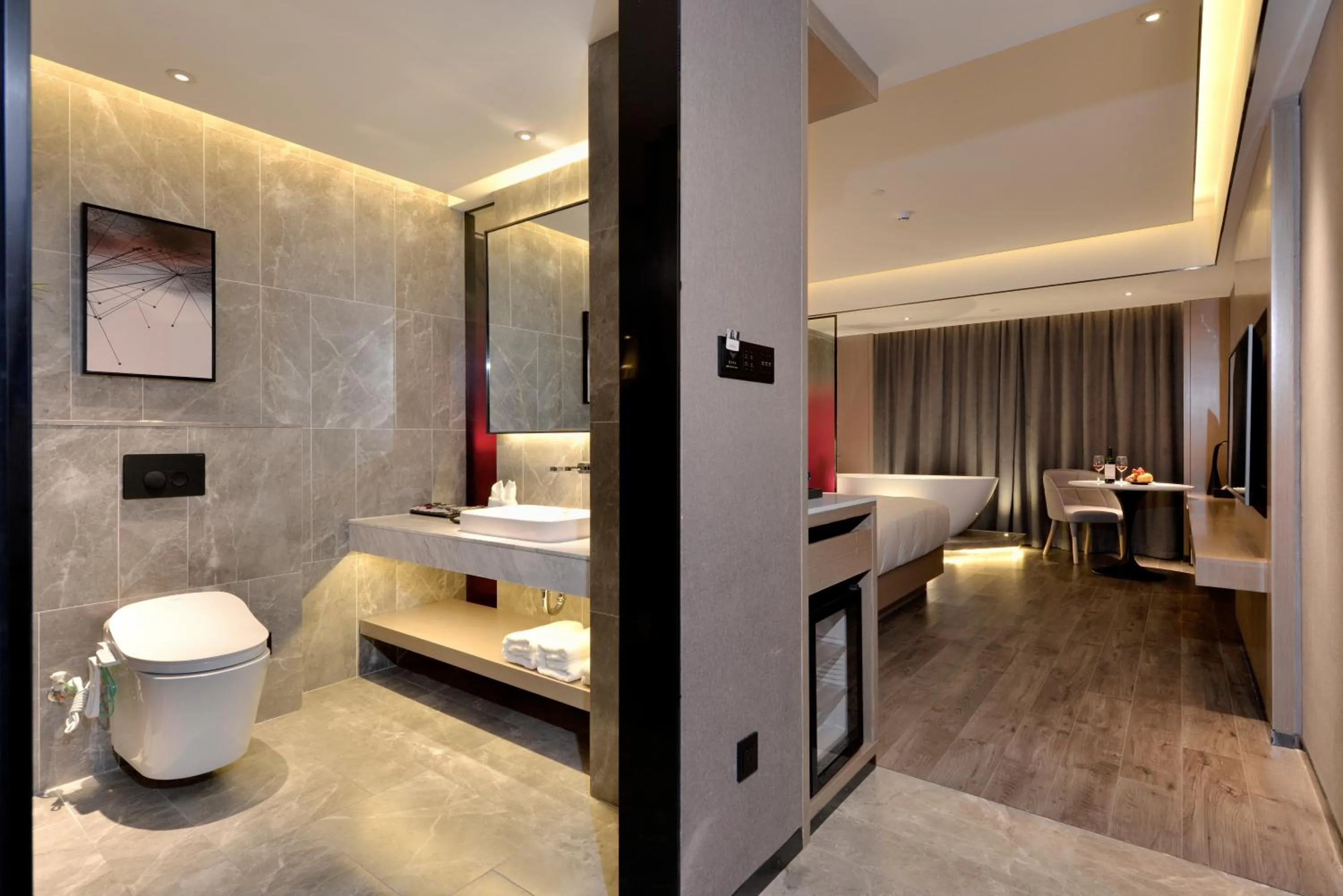 Toilet, Bed in Mercure Taiyuan Changfeng Street